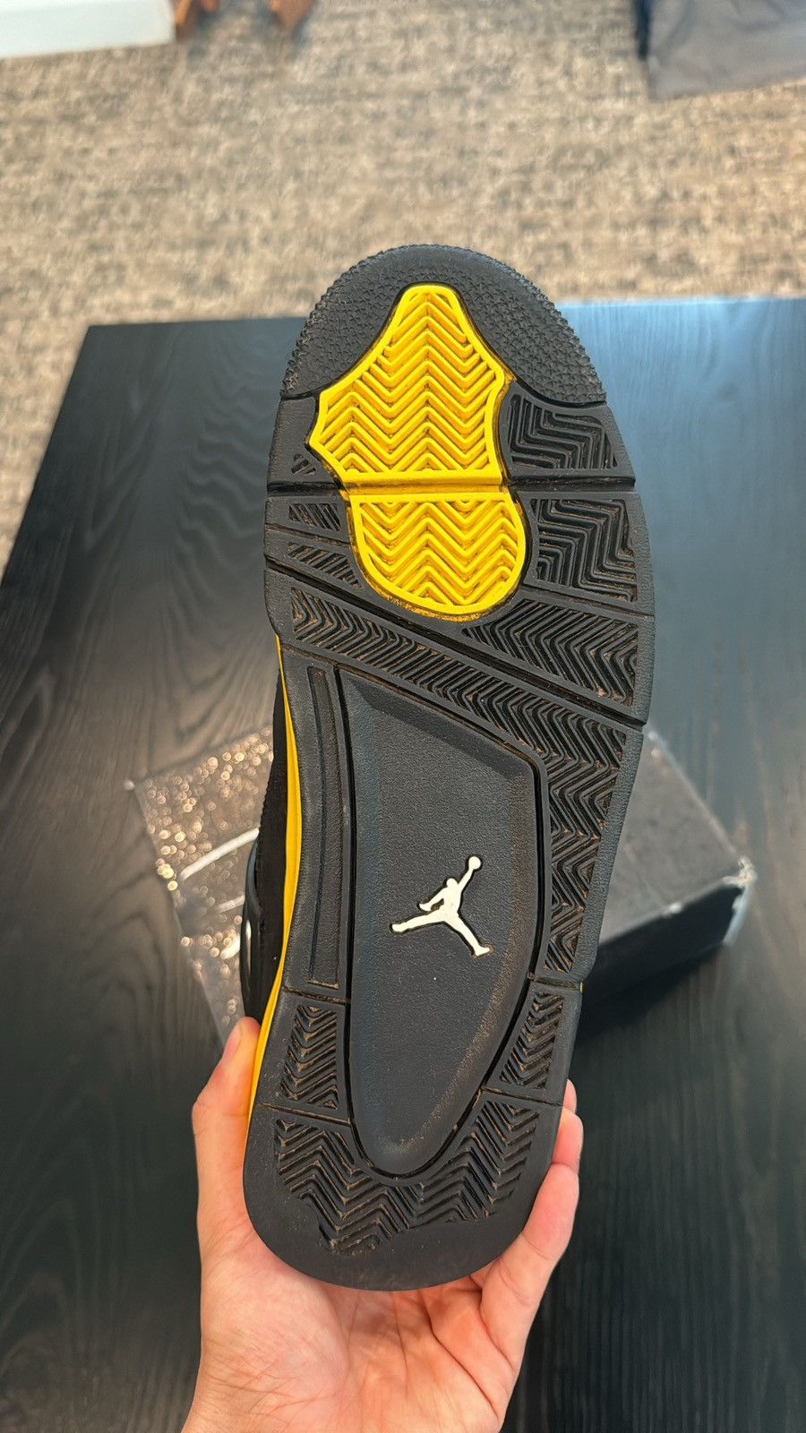Nike Nike Jordan Retro 4 “Thunder” Size US 10 / EU 43 - 5 Thumbnail