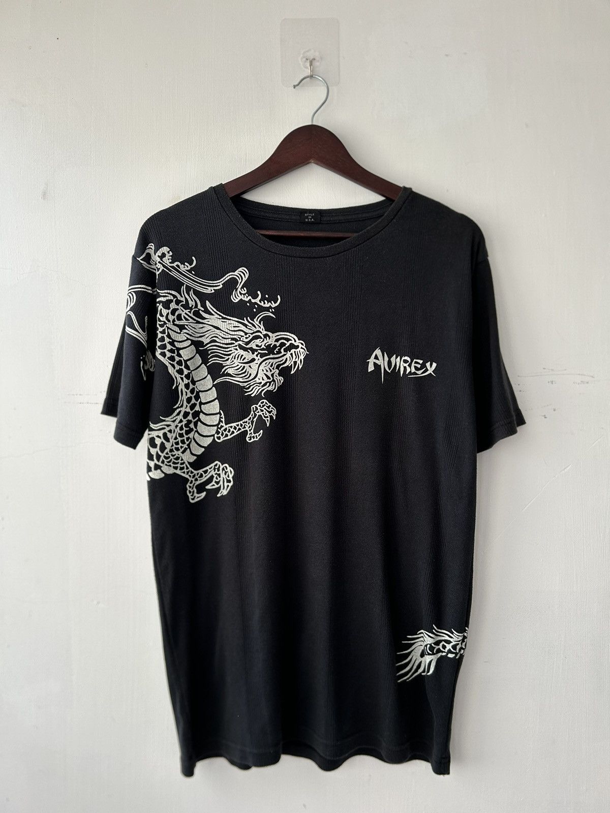 Avirex Vintage 2000s Avirex USA Dragon Graphic Tee Size US XL / EU 56 / 4 - 2 Thumbnail