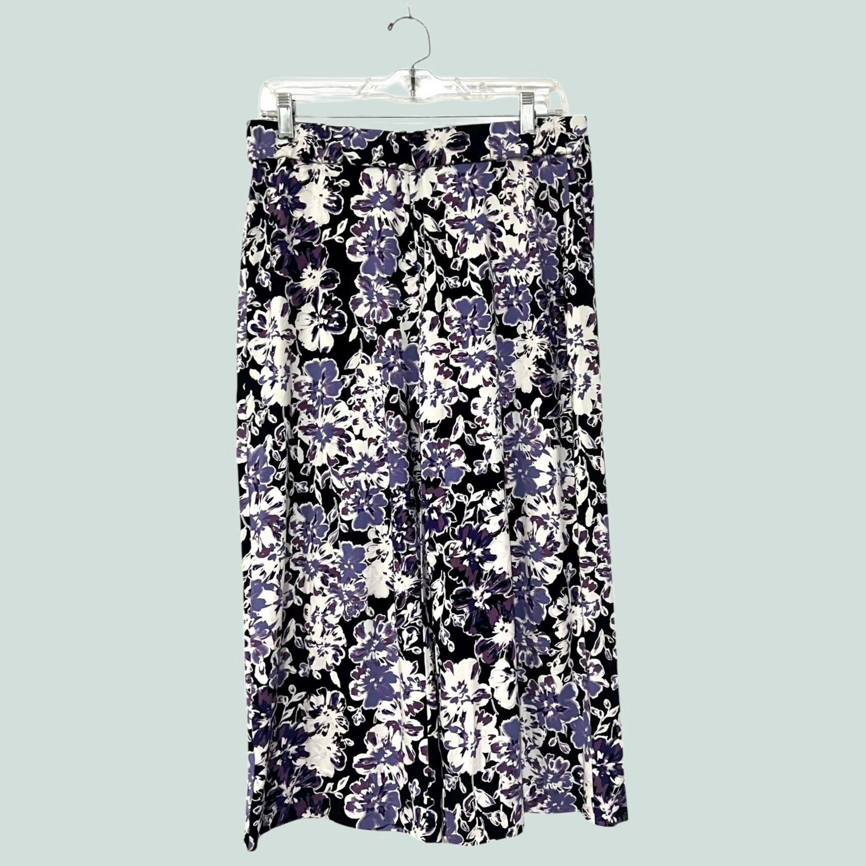 J. Jill J.Jill Wearever Collection Wide Leg Cropped Floral Pants Purple White S Women Regular Rayon Pull On Size 28" / US 6 / IT 42 - 1 Thumbnail