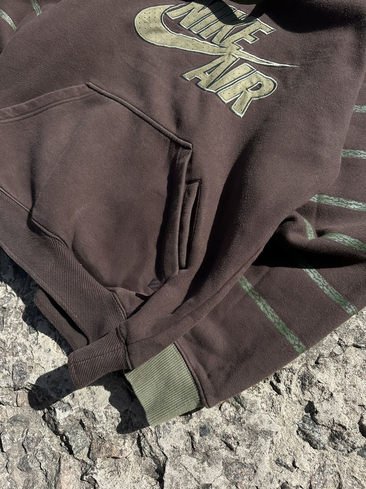 Nike × Vintage Vintage 00s Nike Air Big Logo Brown Hoodie Size US S / EU 44-46 / 1 - 6 Thumbnail