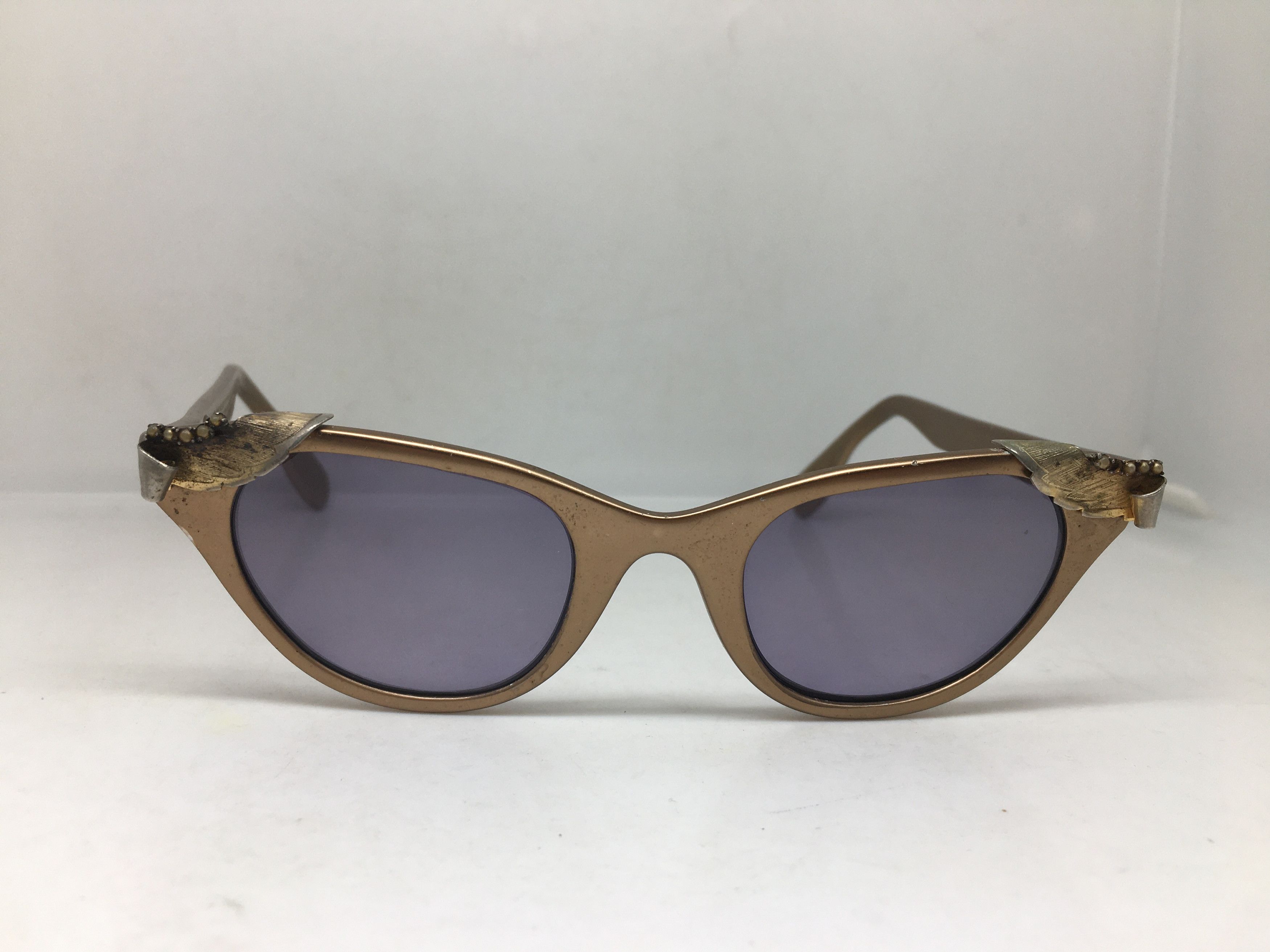 Vintage Vintage 50s TURA Woman Aluminum Brown Cateye Sunglasses Size ONE SIZE - 1 Thumbnail