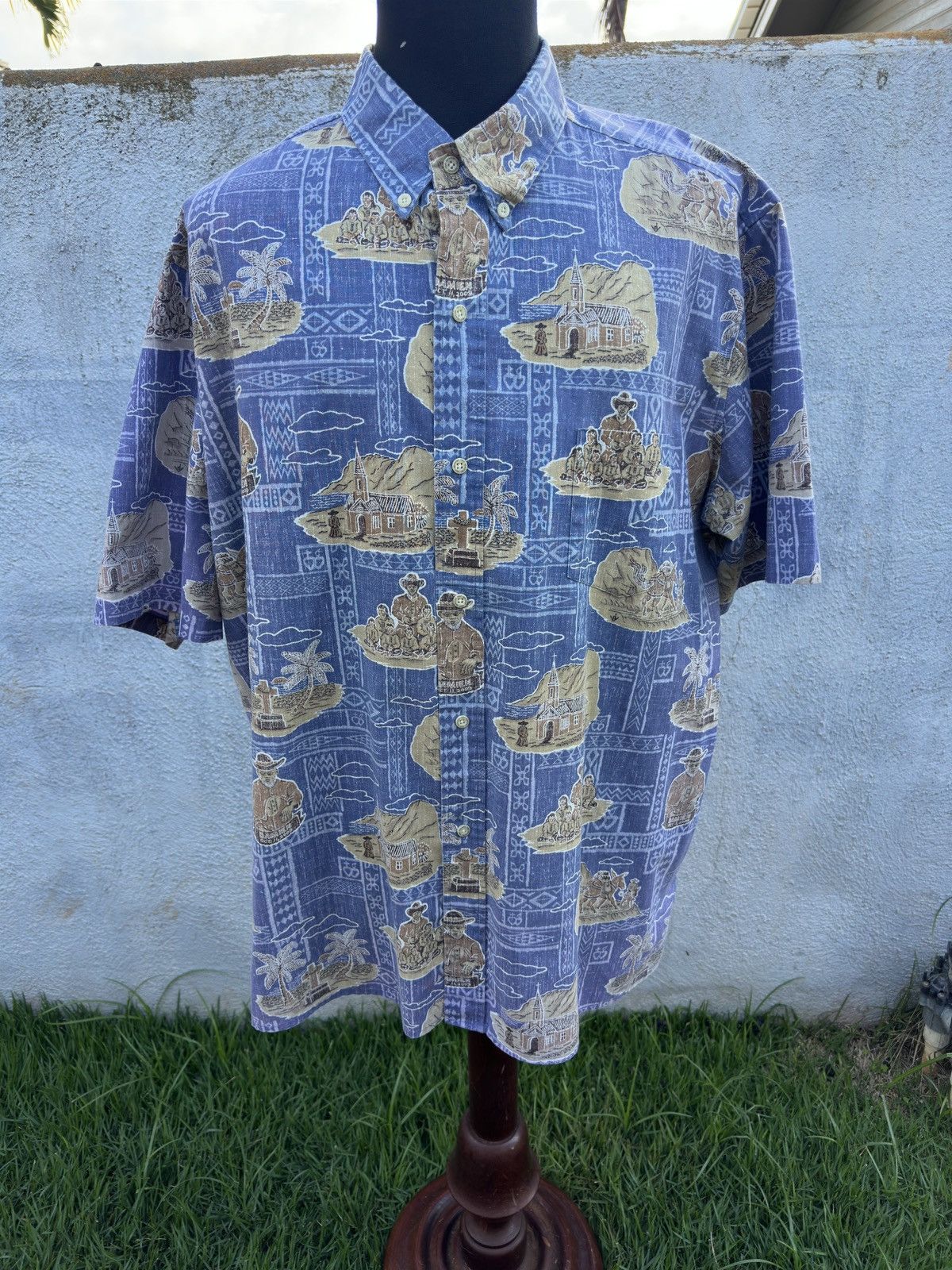 Reyn Spooner RARE Reyn Spooner Father Damien Hawaiian Shirt Men's XXL Size XXL / US 16-18 / IT 52-54 - 1 Thumbnail