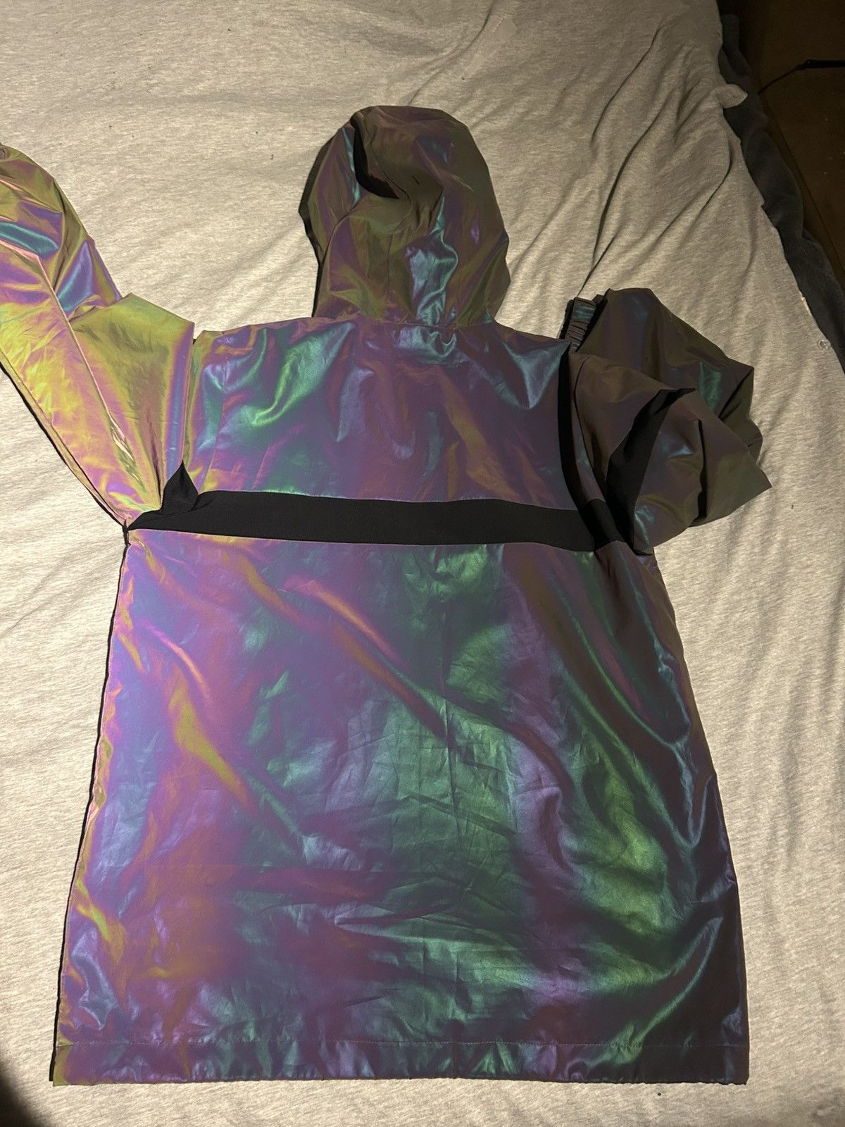 Ellesse Rare Ellesse Reflective Windbreaker - SAMPLE - Medium Size US M / EU 48-50 / 2 - 5 Thumbnail