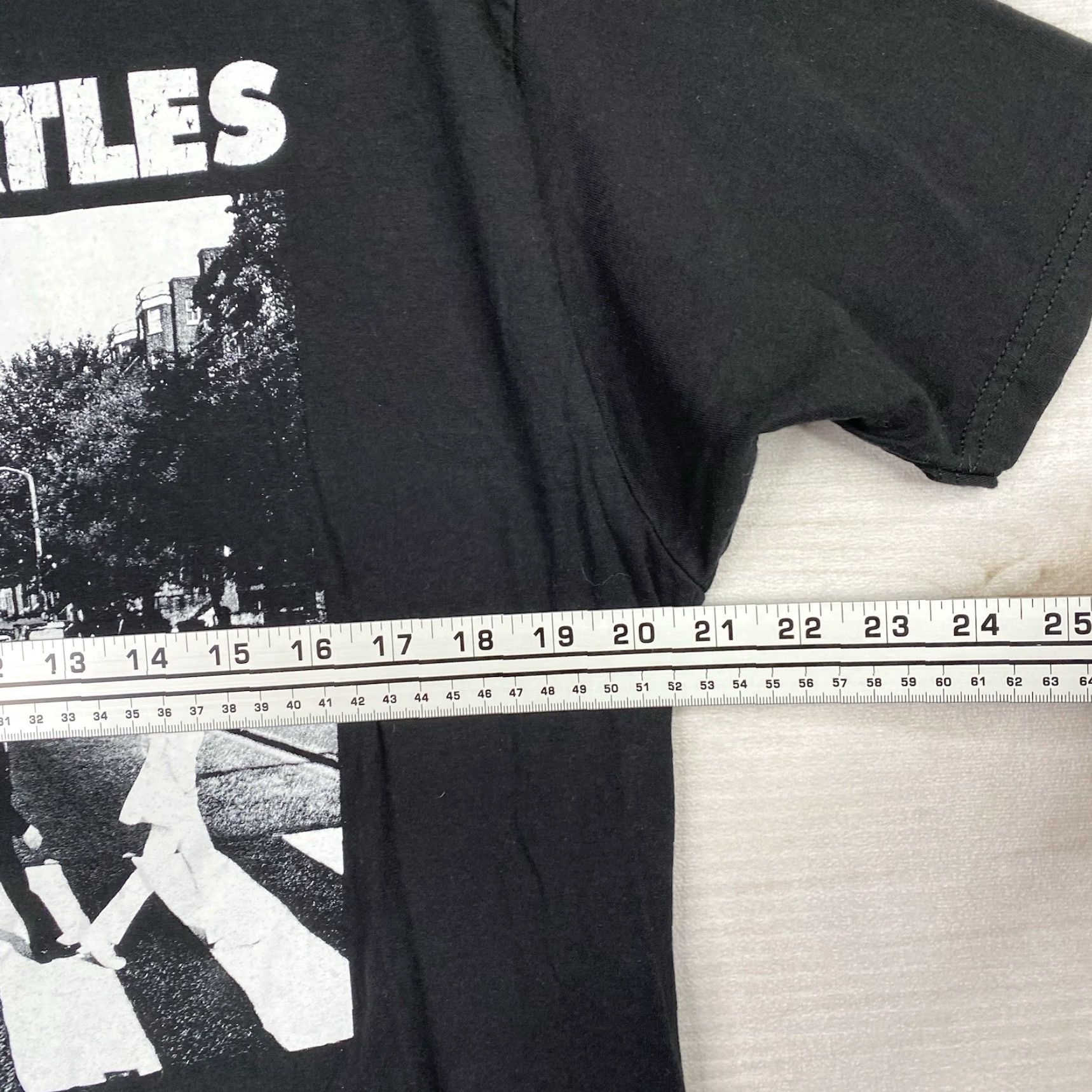 Vintage The Beatles T-Shirt Mens L Black Abbey Road Album Cover Short Sleeve Size US L / EU 52-54 / 3 - 5 Thumbnail