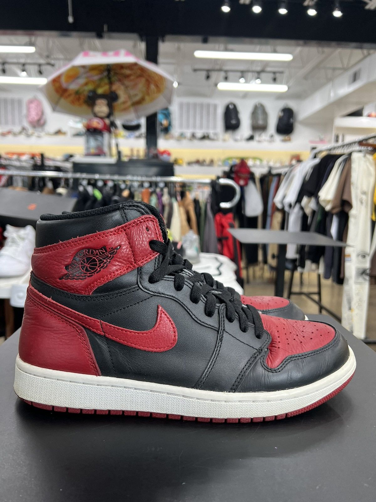 Jordan Brand × Nike Jordan 1 Bred Banned Sz. 8.5 (2016) Size US 8.5 / EU 41-42 - 6 Thumbnail