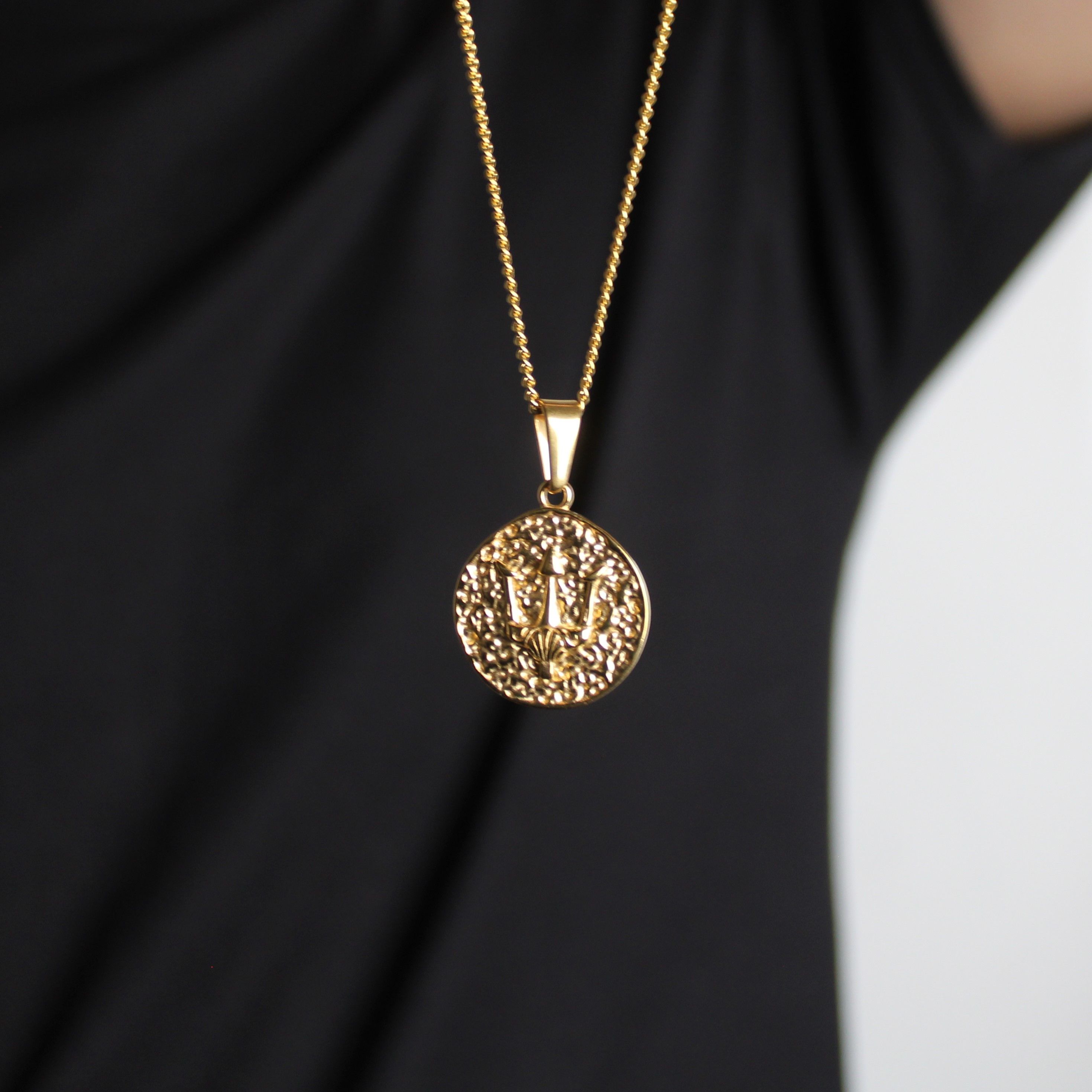 Jewelry Gold Trident Pendant Chain Necklace Size ONE SIZE - 2 Thumbnail
