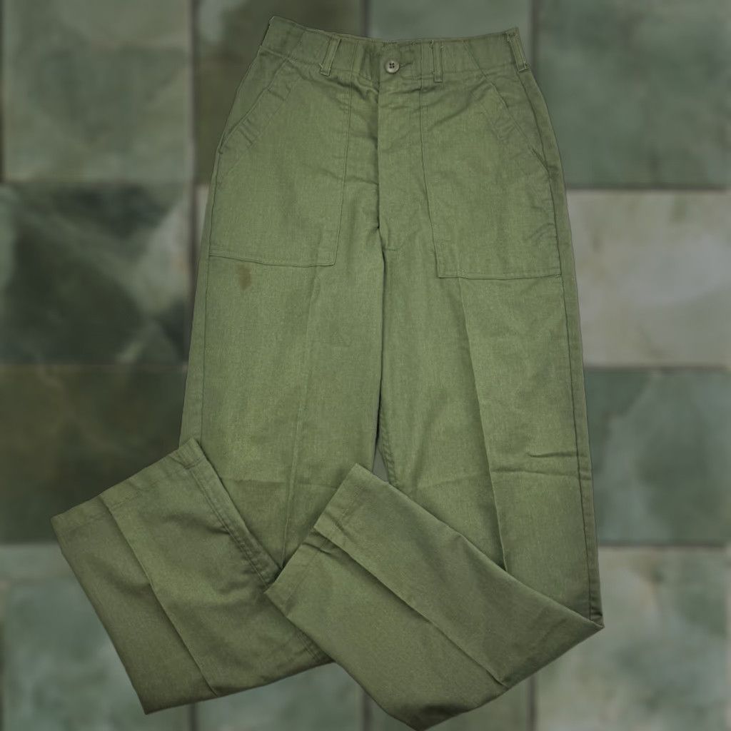 Vintage VINTAGE Army Pants Adult 30x33 Green 1980s Military USA Grunge OG-507 Mens Regular 30 Green 80s Army Men Size US 30 / EU 46 - 1 Thumbnail