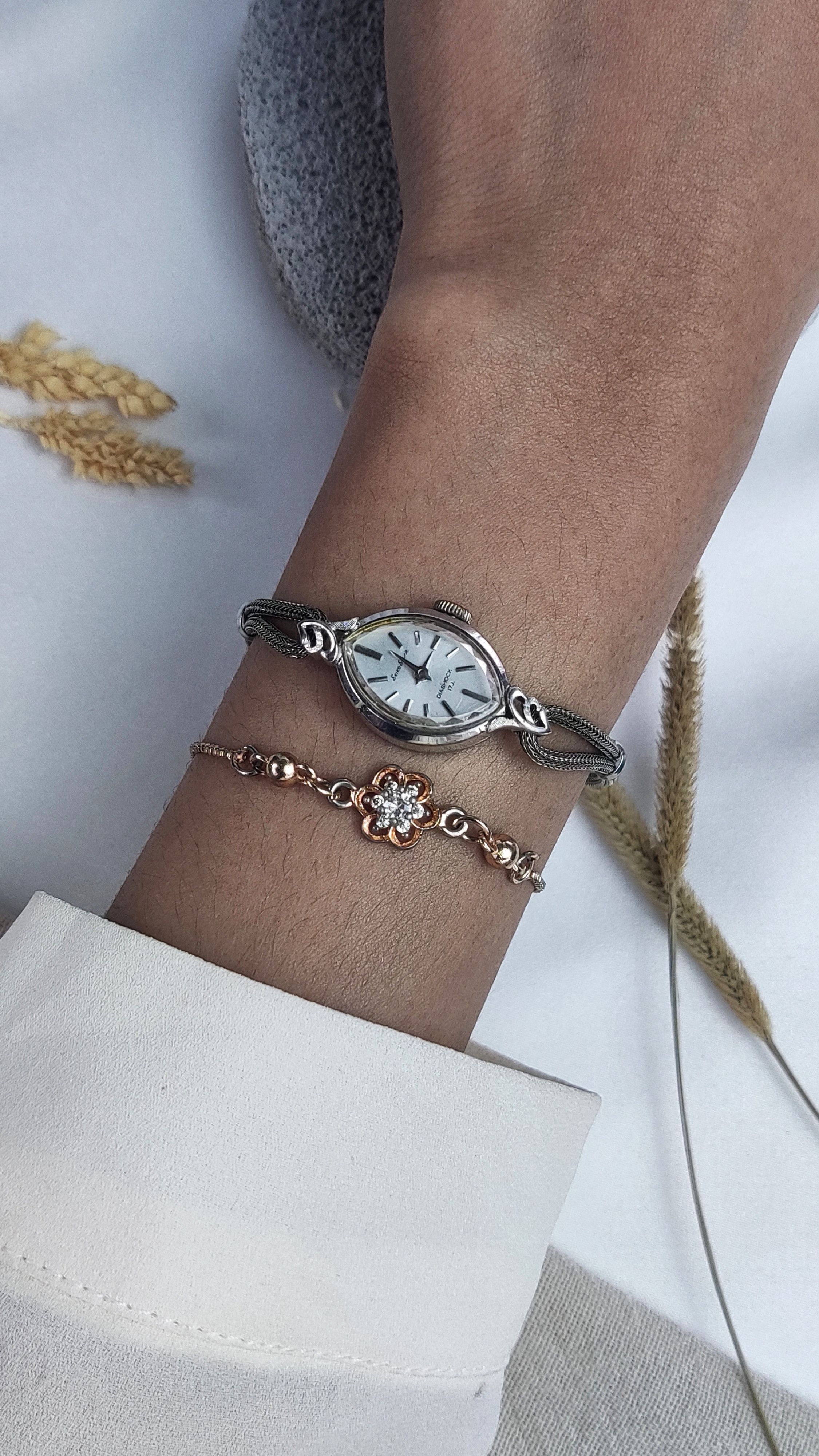 Seiko SEIKO SOLAR OLIVE WHITE GOLD PLATED LADIES ✨ Size ONE SIZE - 2 Thumbnail