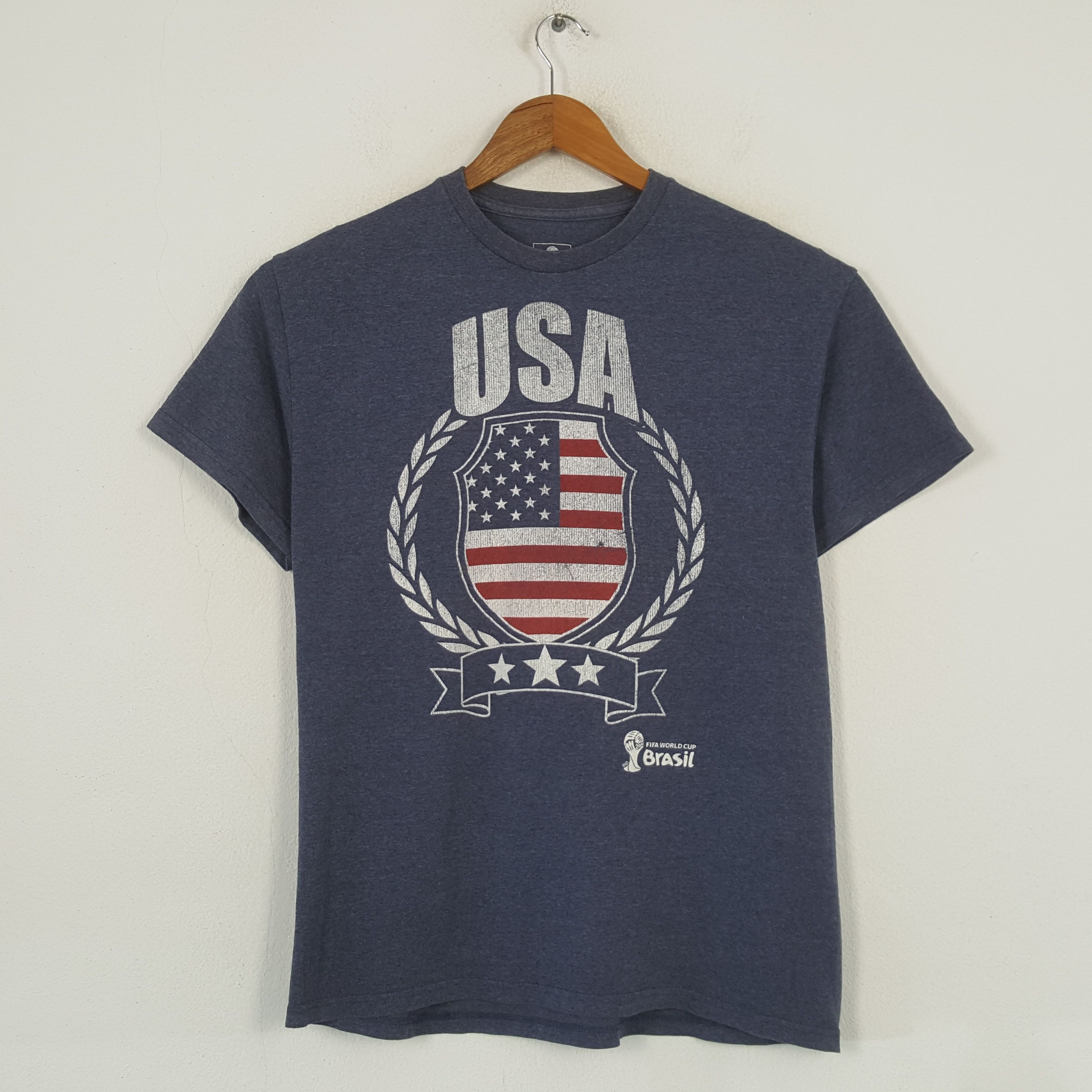 Vintage Vintage FIFA WOLD CUP Promo T-shirt C285N34 Size US L / EU 52-54 / 3 - 1 Thumbnail