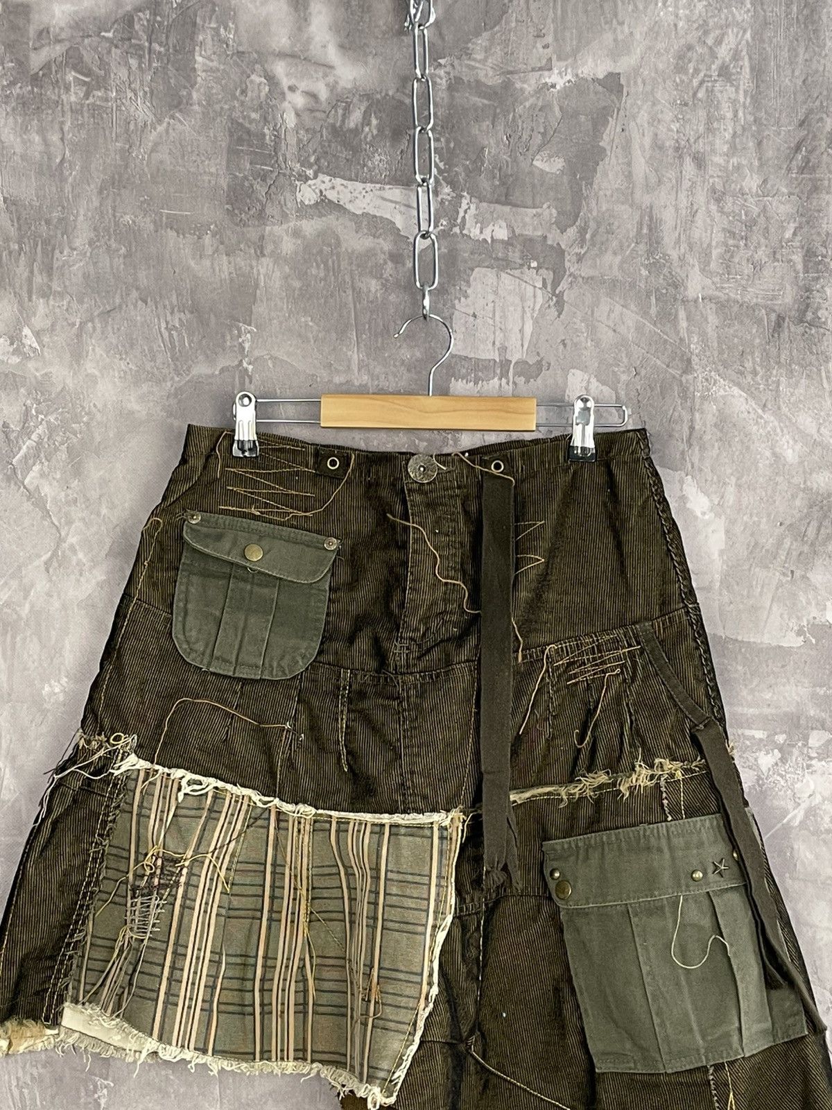 If Six Was Nine × Japanese Brand × Seditionaries Y2K Patchwork Punk Japanese Brand Rare Skirt Size 34" / US 12 / IT 48 - 2 Thumbnail
