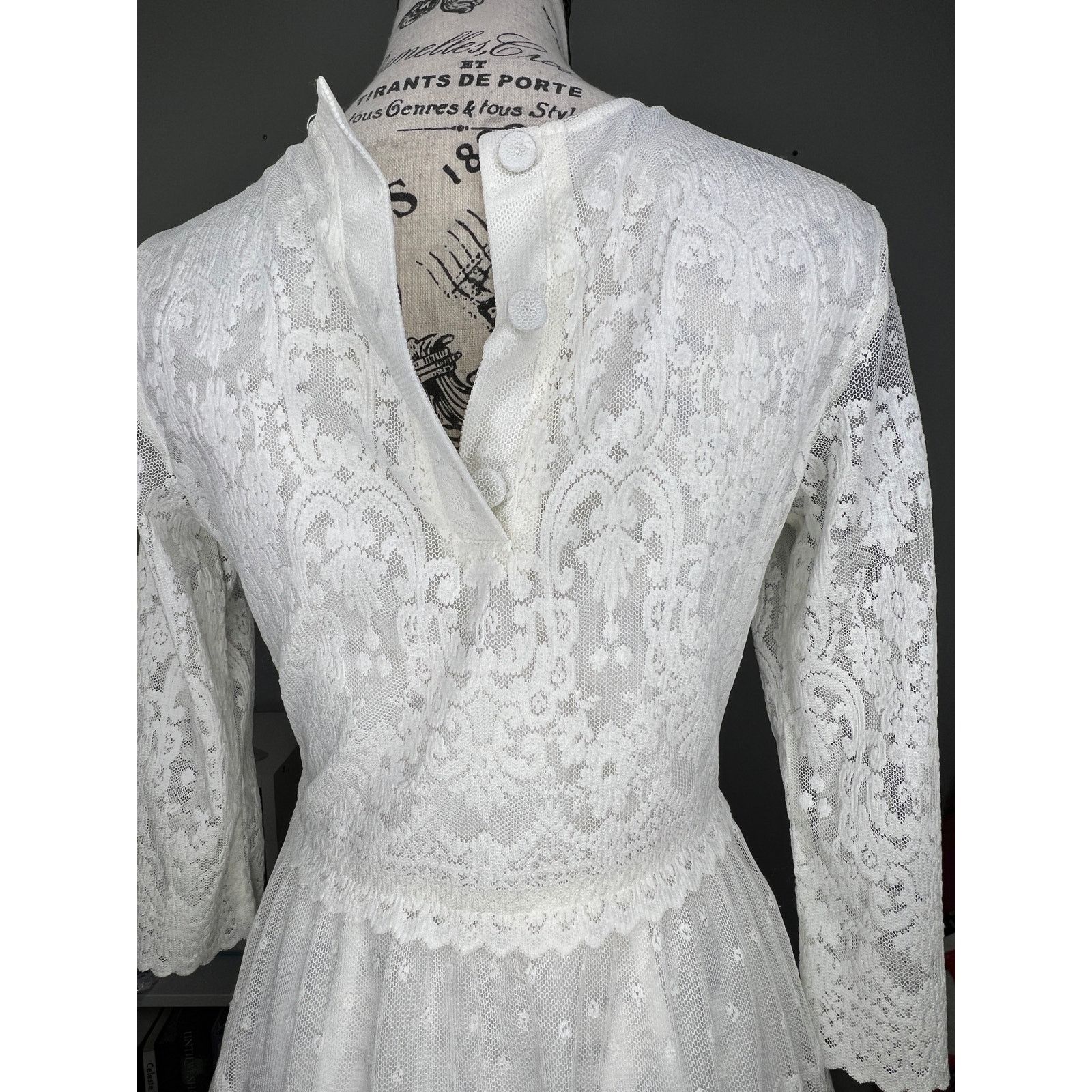 Cream Lacey Scallop Hem 3/4 Sleeve Pocket Fully Lined Dress