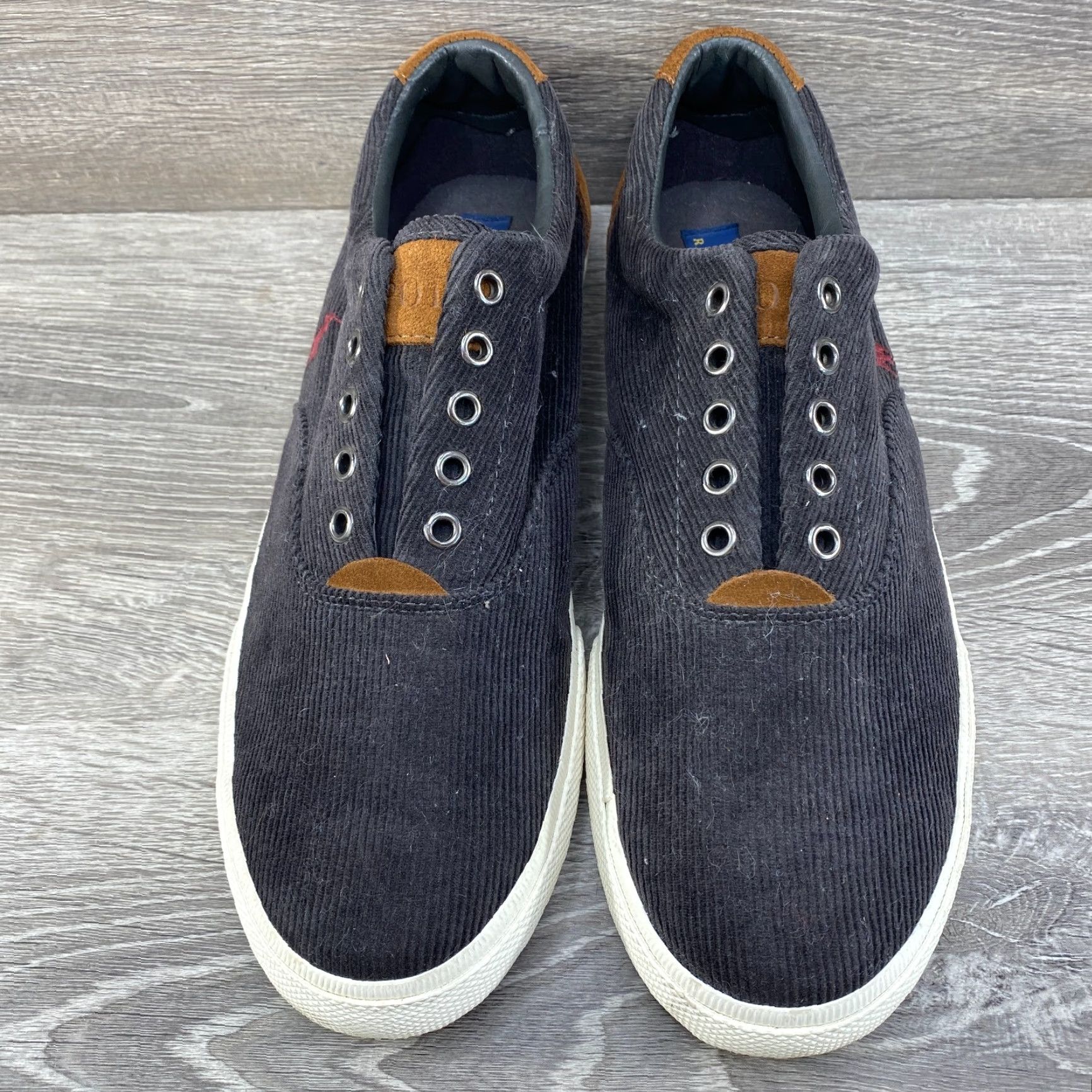 Ralph Lauren Polo Ralph Lauren Vaughn Black Corduroy Suede Lace Up Sneaker Mens 11 D Pony Size US L / EU 52-54 / 3 - 3 Thumbnail