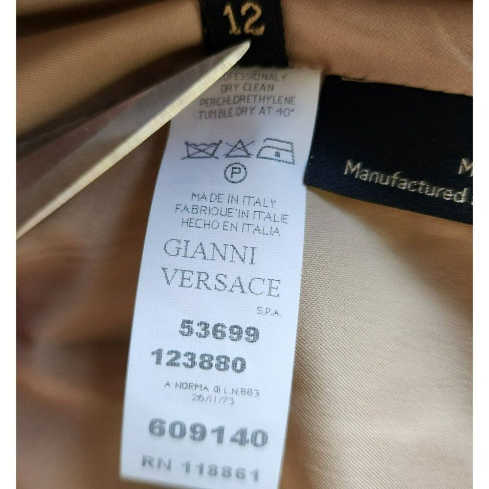 Versace Versace Skirt US10 IT46 – Tan Linen, Silk Lined, Patch Pock Size 34" / US 12 / IT 48 - 4 Thumbnail
