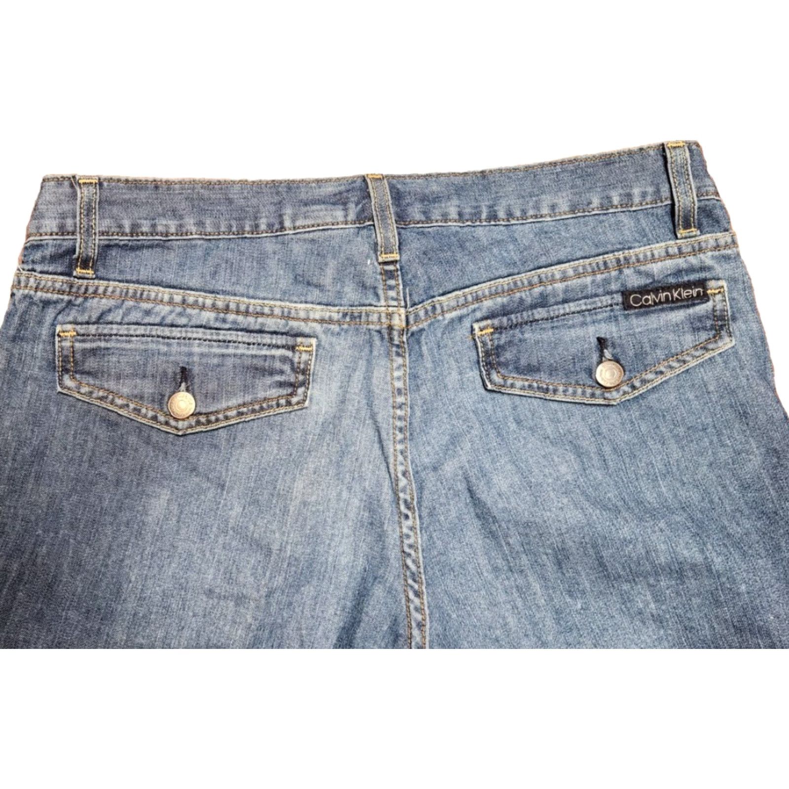 Calvin Klein VINTAGE Calvin Klein Blue Jean Shorts Women 12 (34x12) Denim Mid Rise 5-Pocket Laundry Wash Blue Womens Jeans Shorts Size 34" / US 12 / IT 48 - 2 Thumbnail