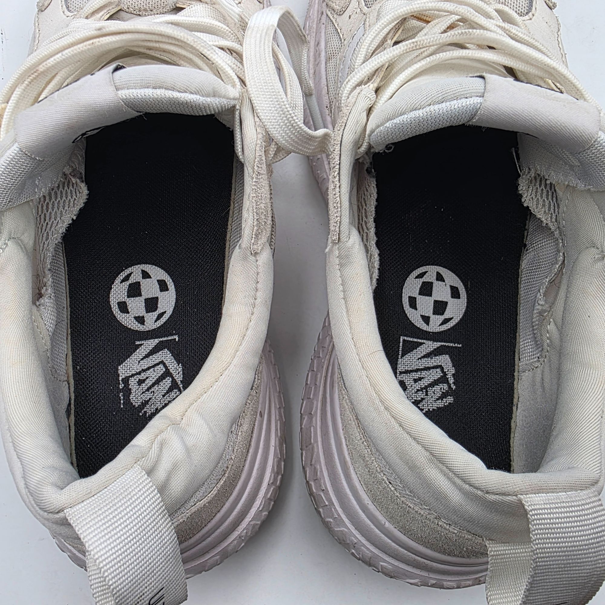 Vans Vans UltraRange Neo VR3 Mens Size 11 Triple White Shoes Athl Size US 11 / EU 44 - 9 Thumbnail