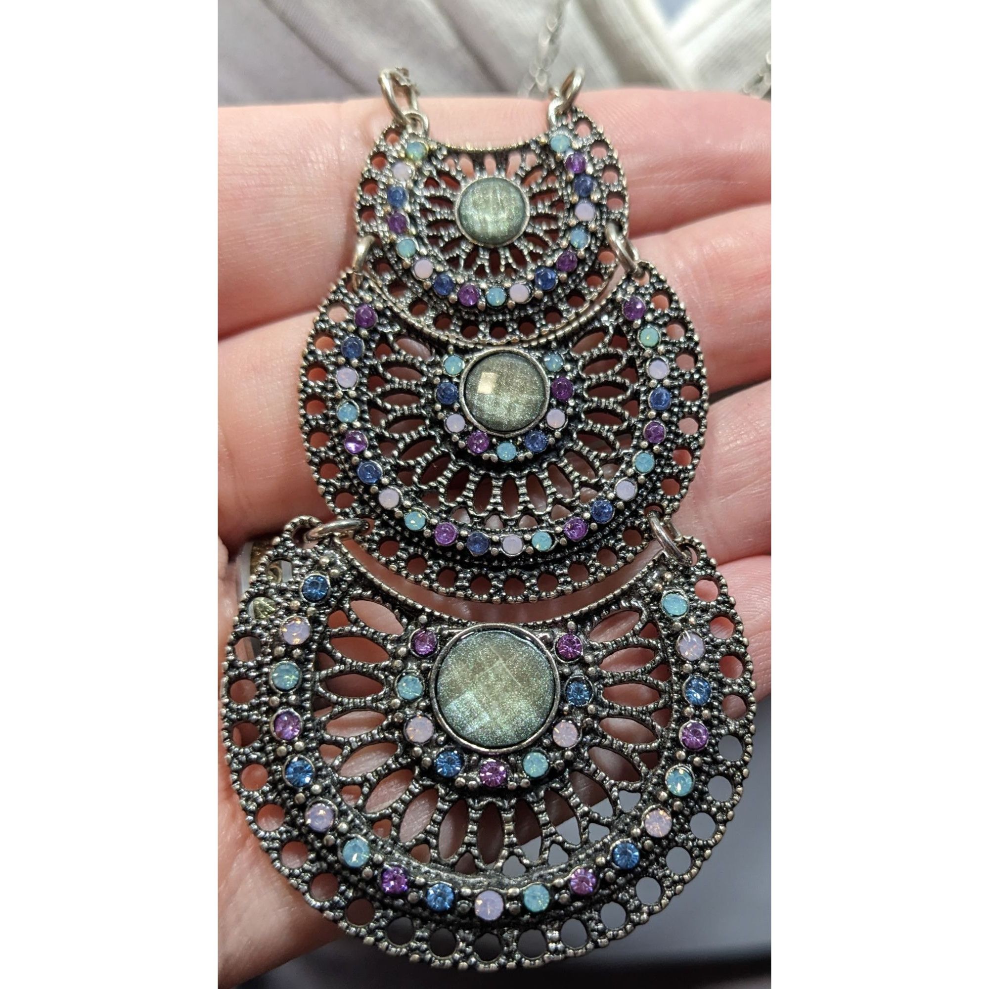 Other Bohemian Pastel Articulated Layered Medallion Pendant Neckla Size ONE SIZE - 7 Thumbnail