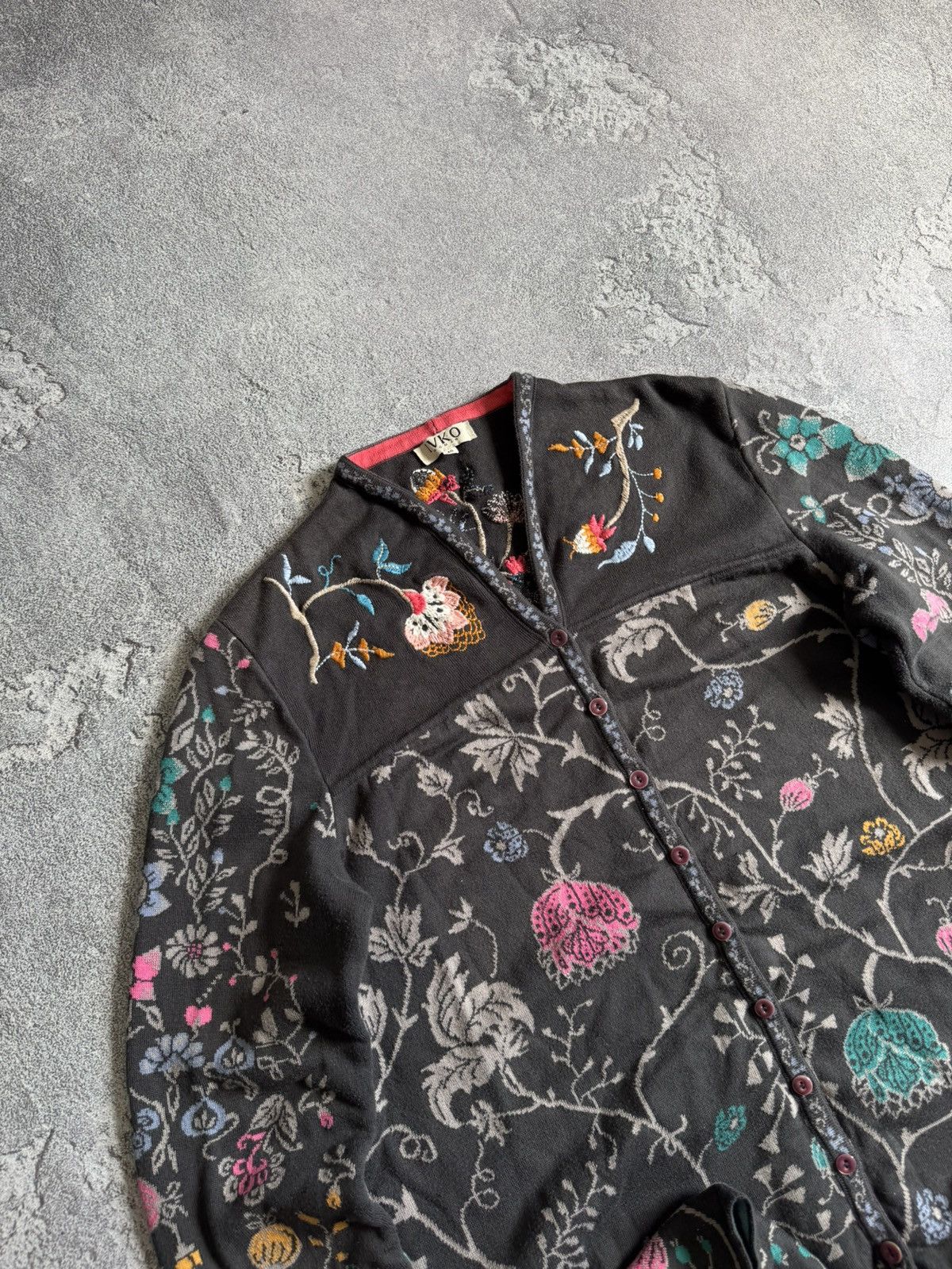 Dale Of Norway Ivko 40 all printed flowers 🌺 Cardigan sweater knit button Size S / US 4 / IT 40 - 2 Thumbnail