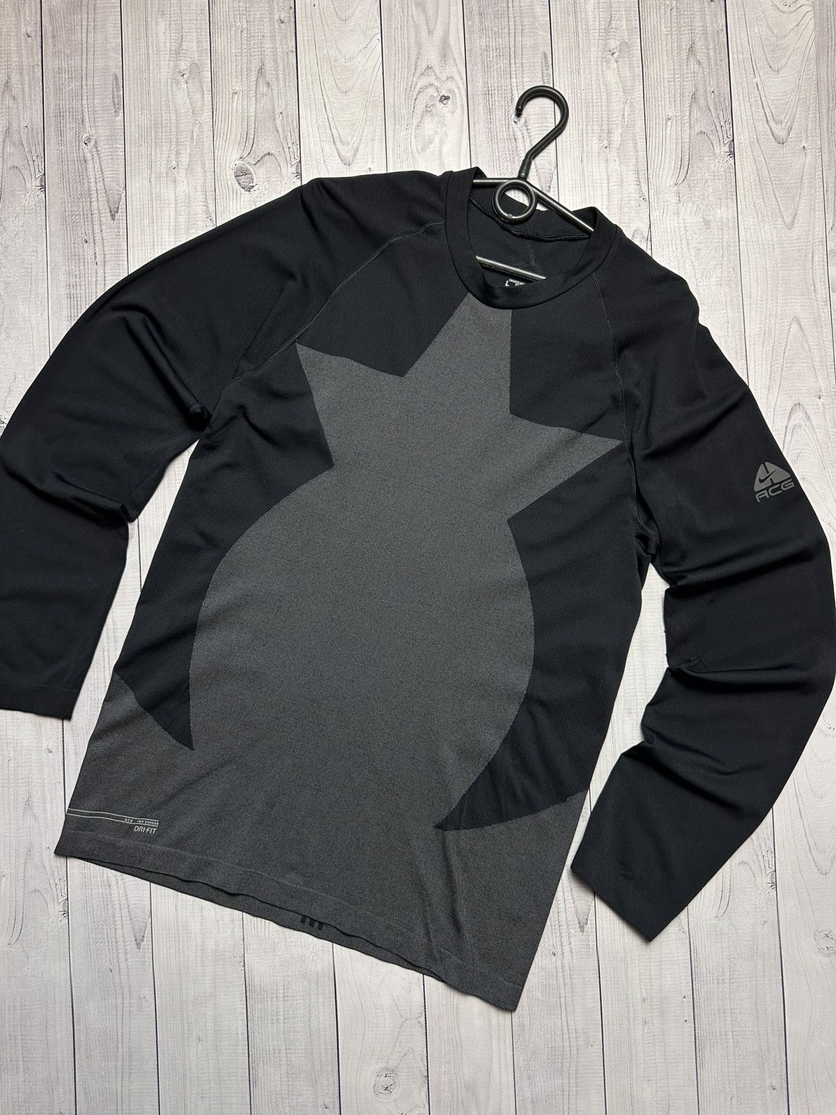 Nike ACG × Vintage Vintage Nike ACG long sleeve size L logo rare Size US L / EU 52-54 / 3 - 3 Thumbnail