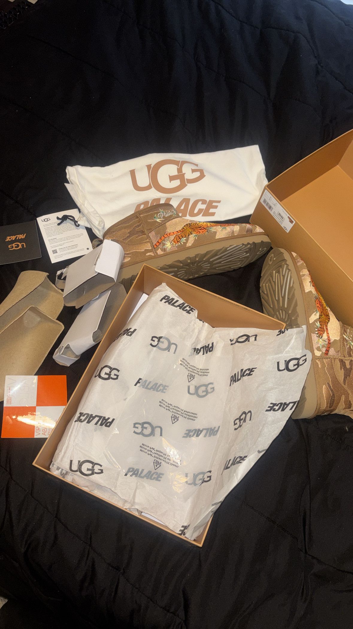 Palace × Ugg Palace x UGG Classic Ultra Mini Boot 'Chestnut Camo' Size US 11 / EU 44 - 6 Thumbnail