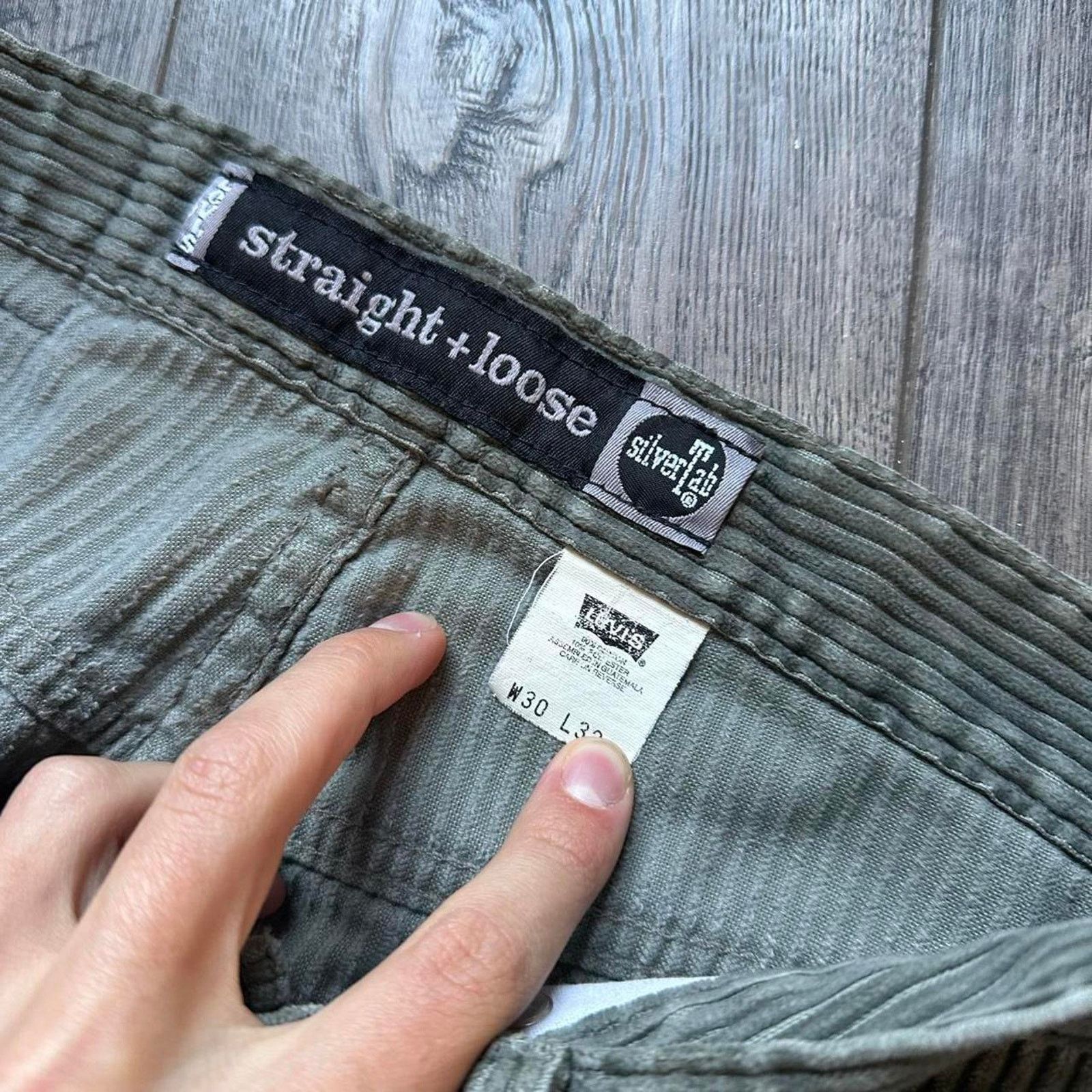 Levi's Vintage Green Olive Baggy Leg Silver Tab Cord Corduroy Pants Size US 31 - 6 Thumbnail