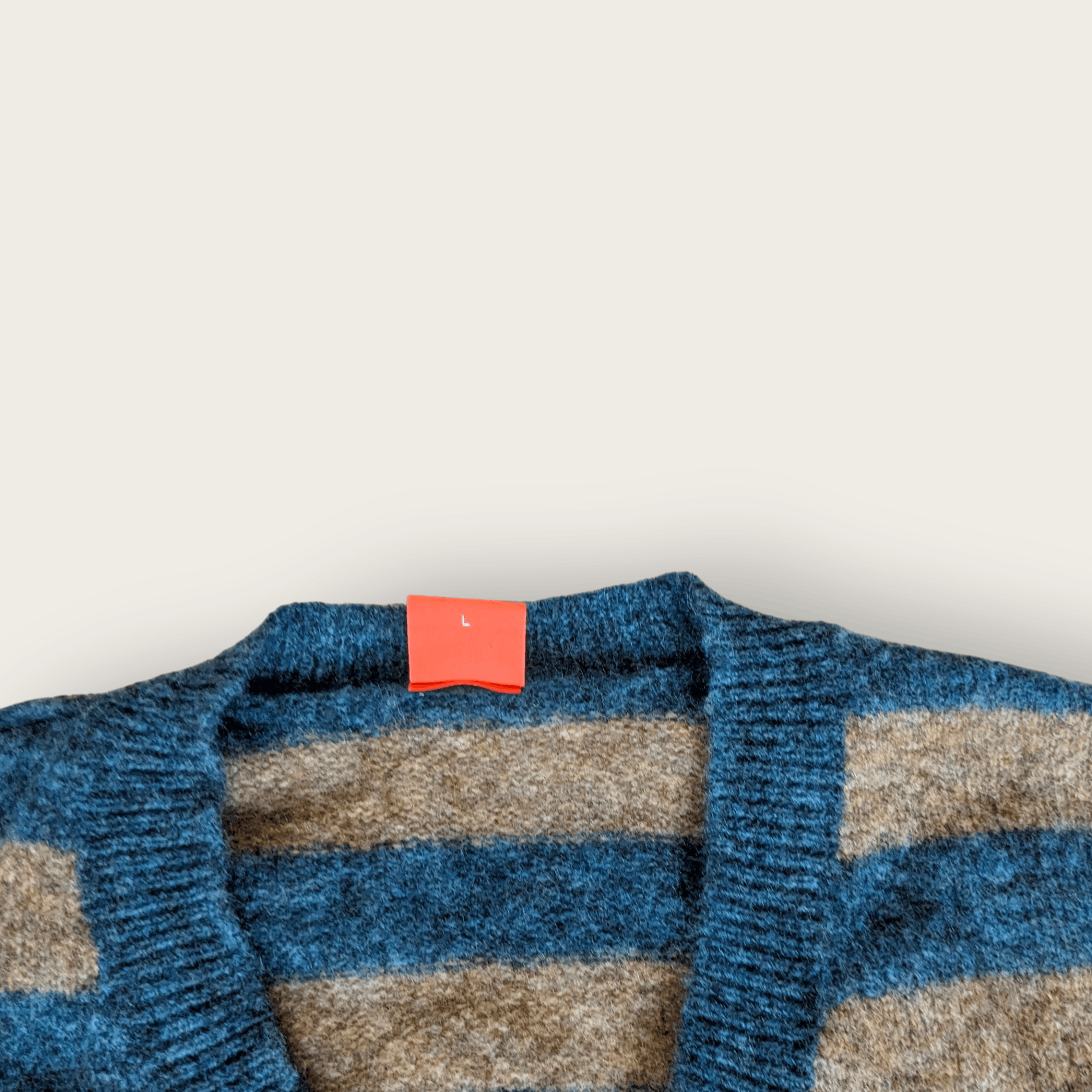 Hugo Boss Hugo Boss Wool Sweater Striped V-Neck Made in Italy Size L Size US L / EU 52-54 / 3 - 9 Thumbnail