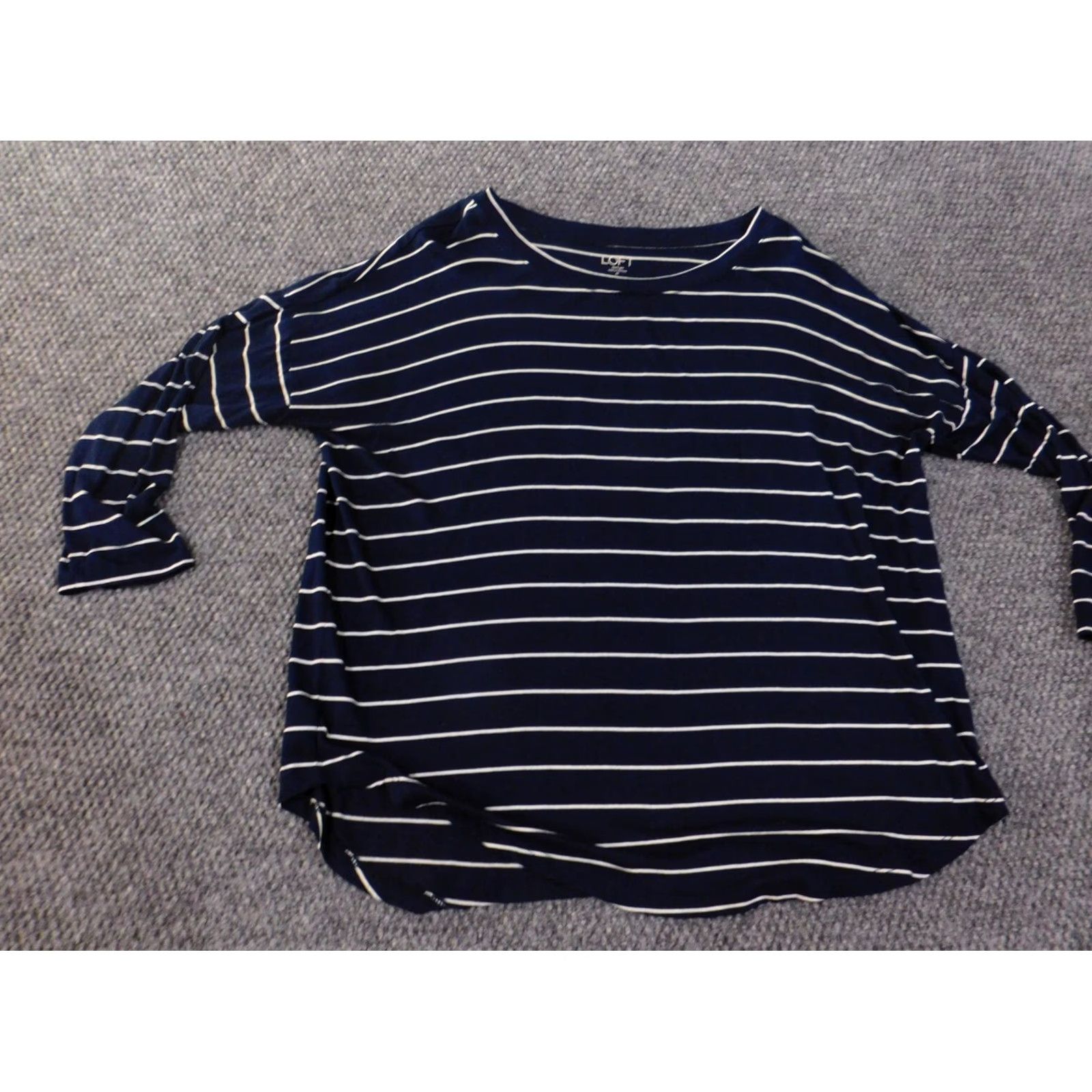 Ann Taylor Ann Taylor Loft Blouse Shirt Womens M Blue Striped Knit Rayon Pullover Round Neck Casual Stretch Size M / US 6-8 / IT 42-44 - 4 Thumbnail