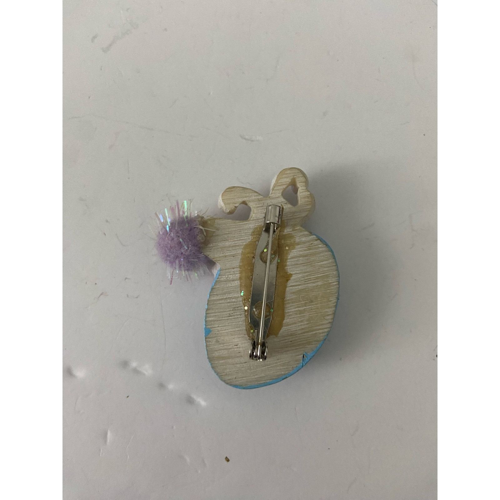 Other Easter bunny pin with bushy tail Size ONE SIZE - 2 Thumbnail