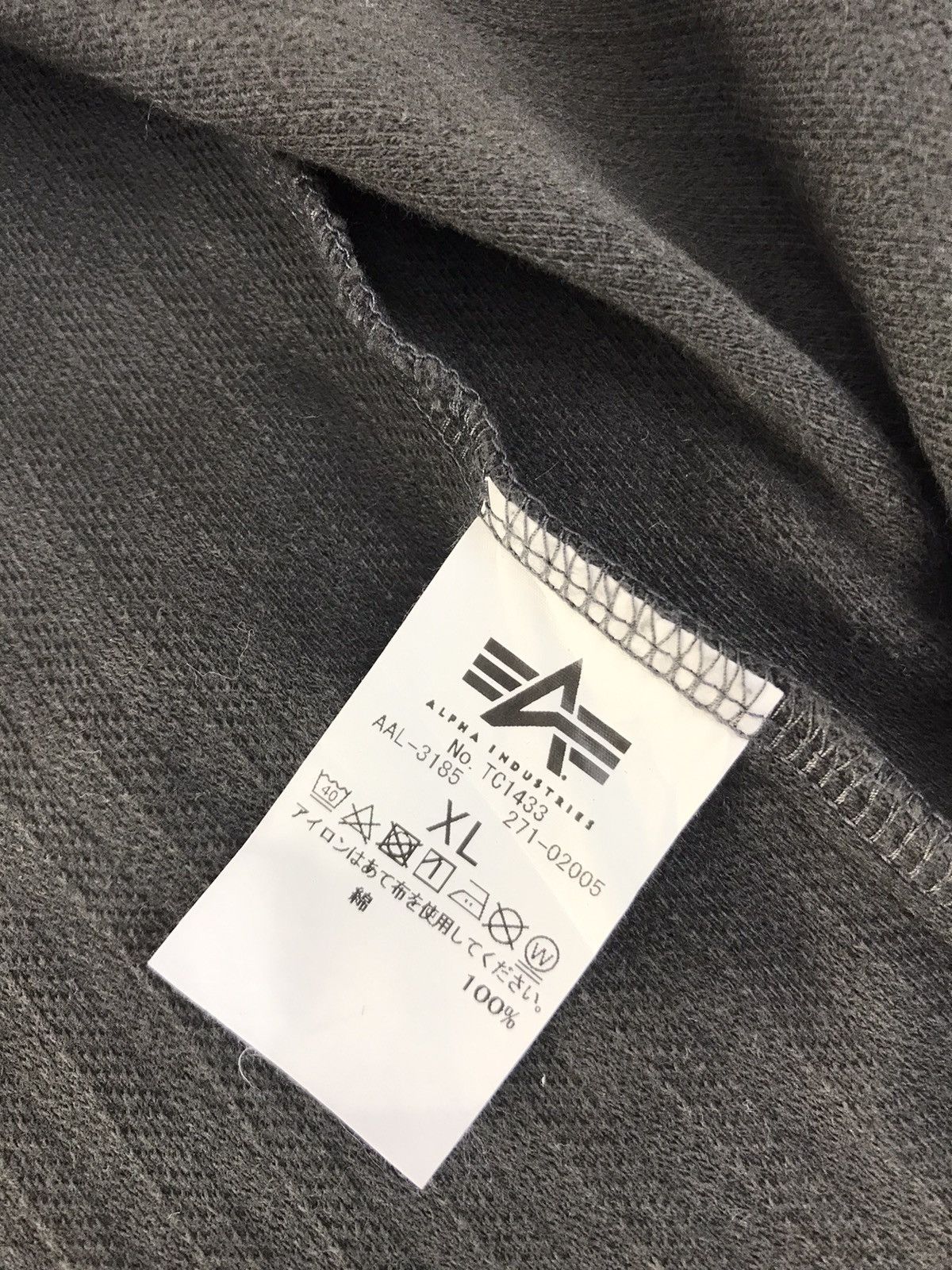 Alpha Industries × Vintage Vintage Alpha Industries Faded Colour Long Sleeve Shirt Size US L / EU 52-54 / 3 - 9 Thumbnail