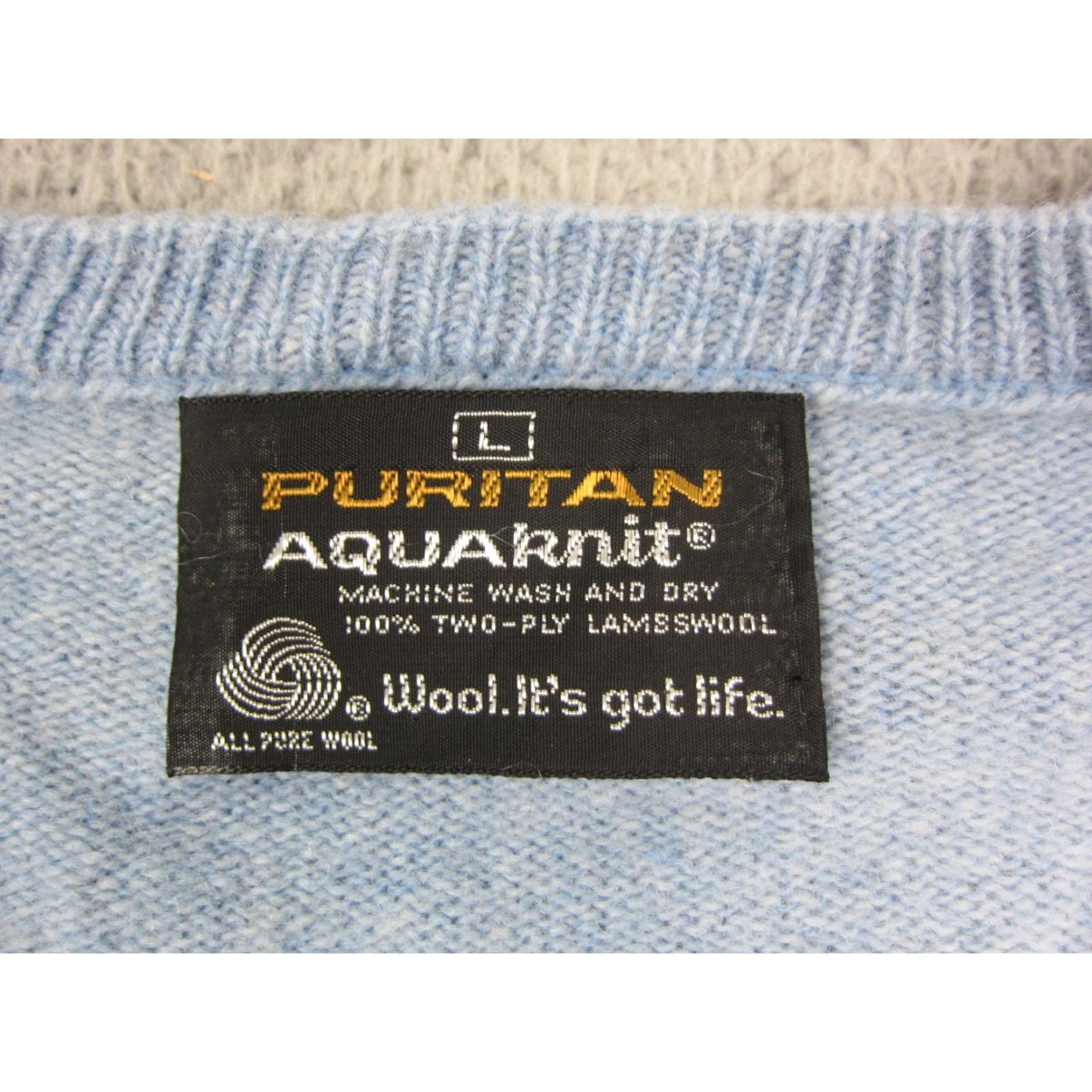 Vintage VINTAGE Puritan Sweater Mens L Blue Wool V-Neck Aquaknit 60s 70s Pullover Casual 90s City Classic Mens Size US L / EU 52-54 / 3 - 4 Thumbnail