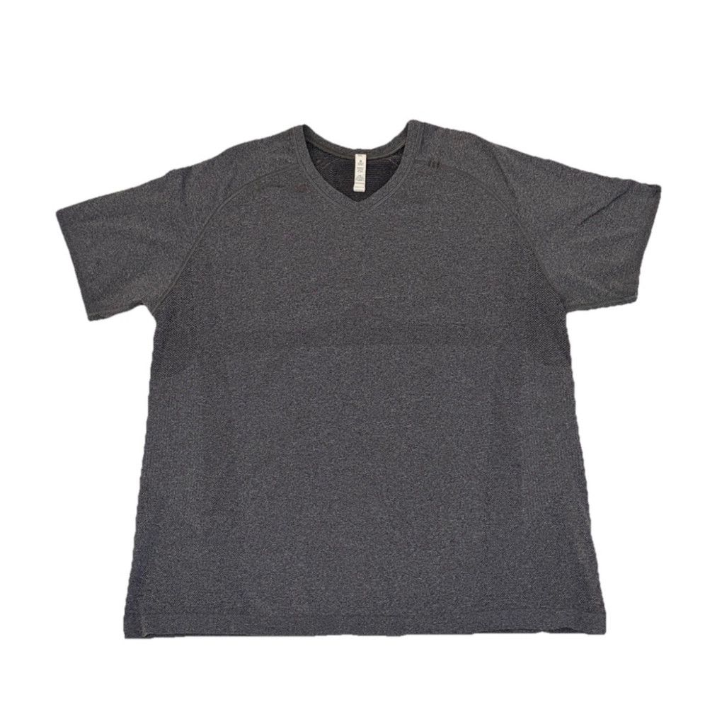 Lululemon LULULEMON METAL VENT V-NECK SHORTSLEEVE SHIRT GRAY SIZE XXL Size US XXL / EU 58 / 5 - 4 Thumbnail