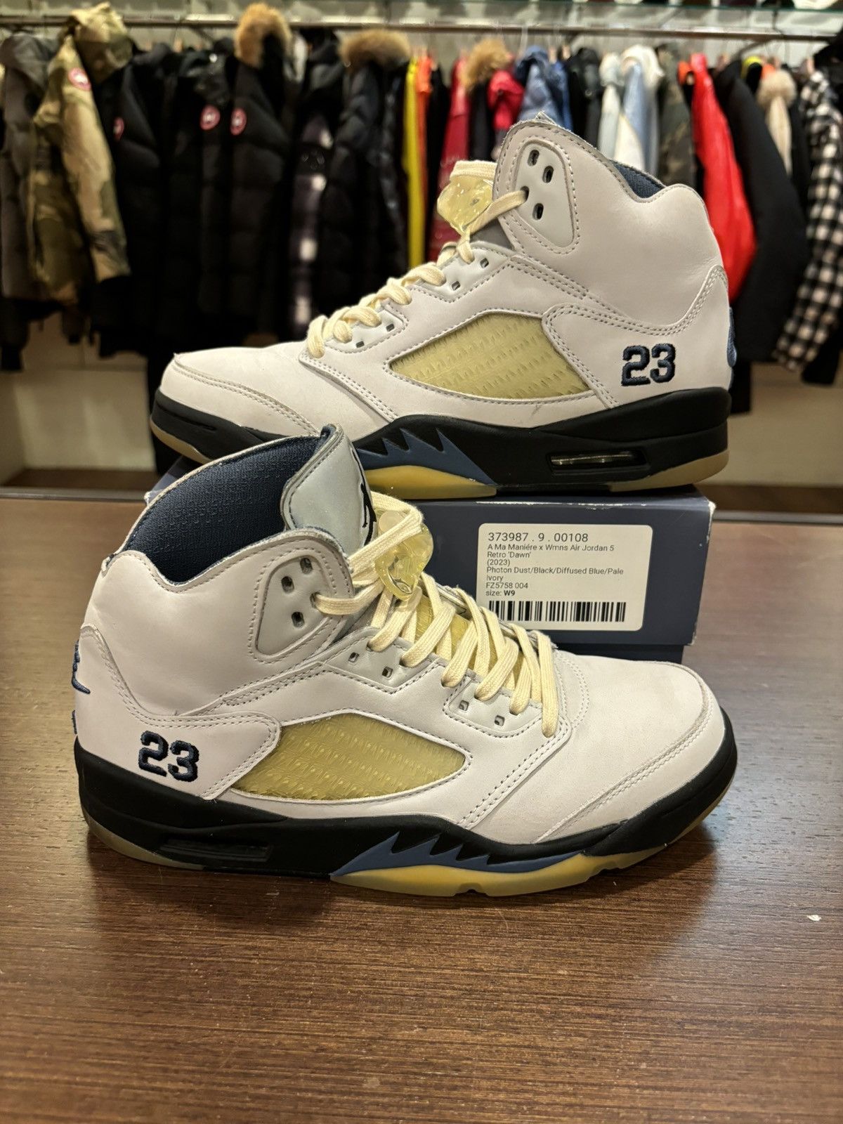 Jordan retro 5 size 7.5 deals