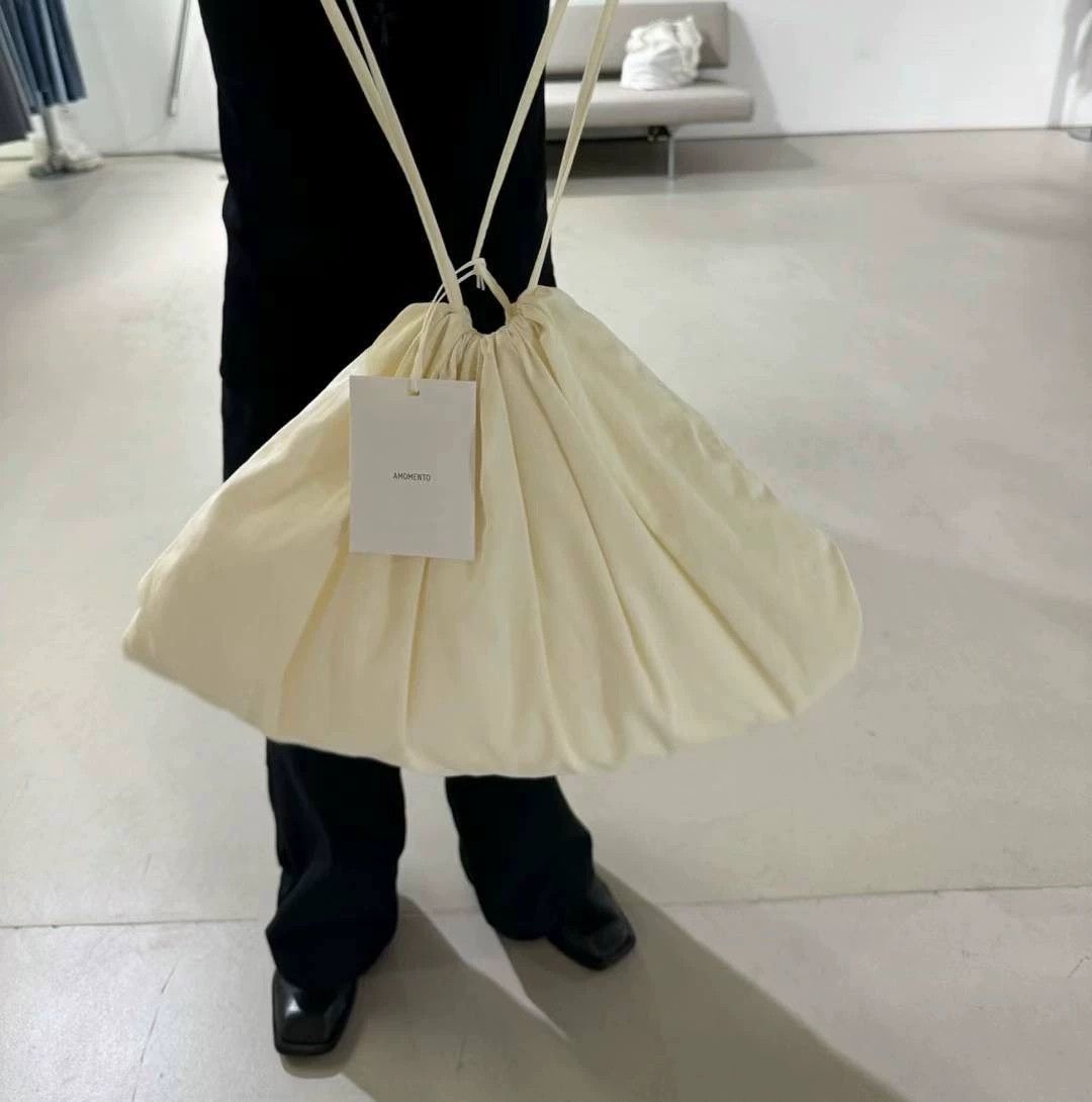 AMOMENTO amomento pleated white bag new Size ONE SIZE - 1 Thumbnail