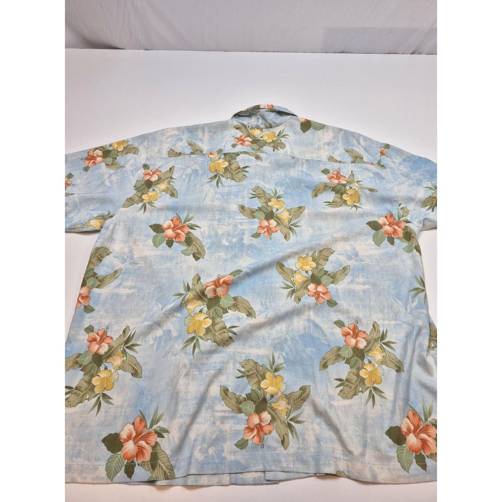 Tommy Bahama 2XL Blue Silk Tommy Bahama Hawaiian Shirt - Button-Up Male Fashion Size US XXL / EU 58 / 5 - 6 Thumbnail
