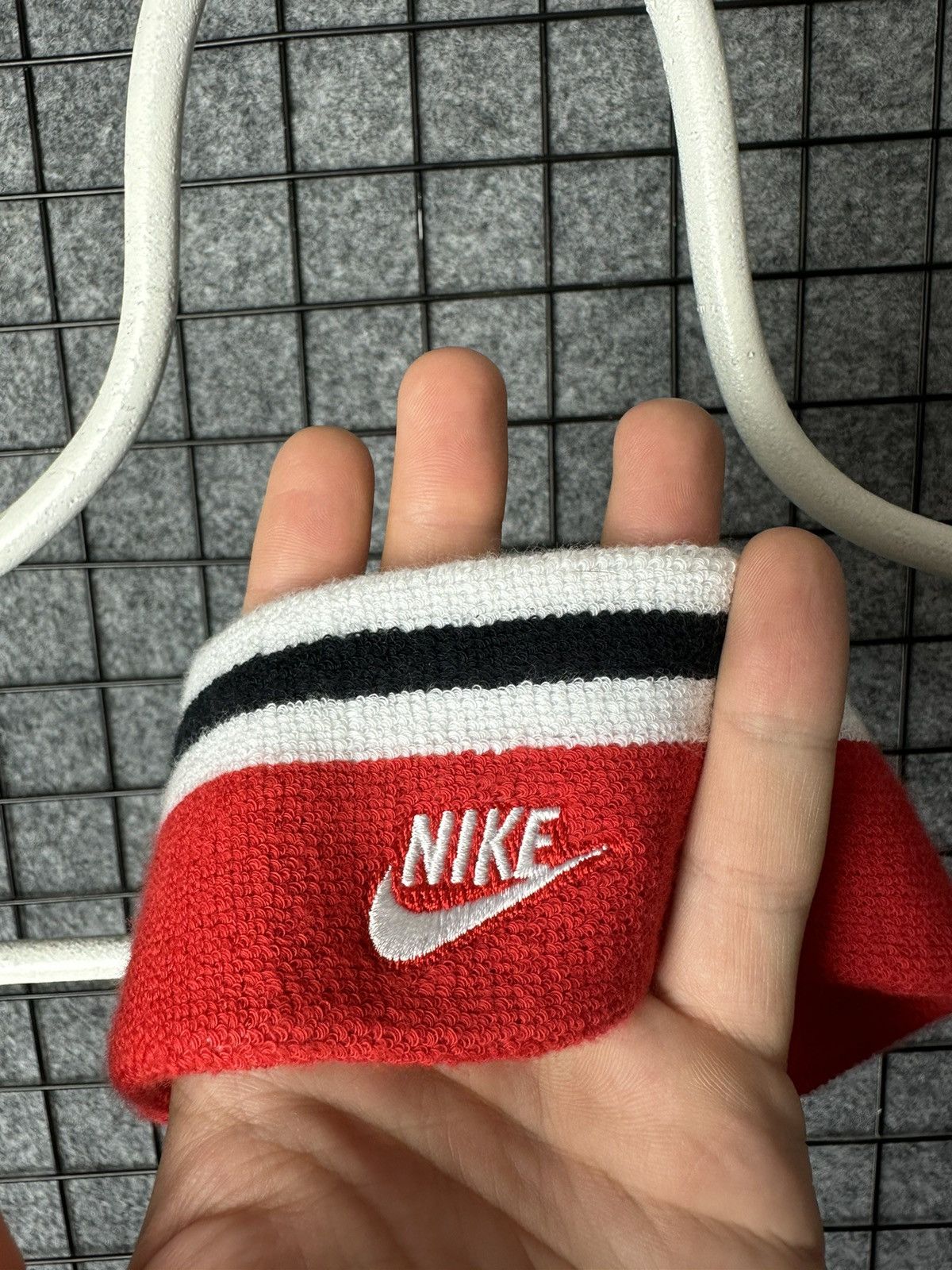Vintage Nike Sportswear Embroidered Logo Striped Headband Size OS Size ONE SIZE - 3 Thumbnail