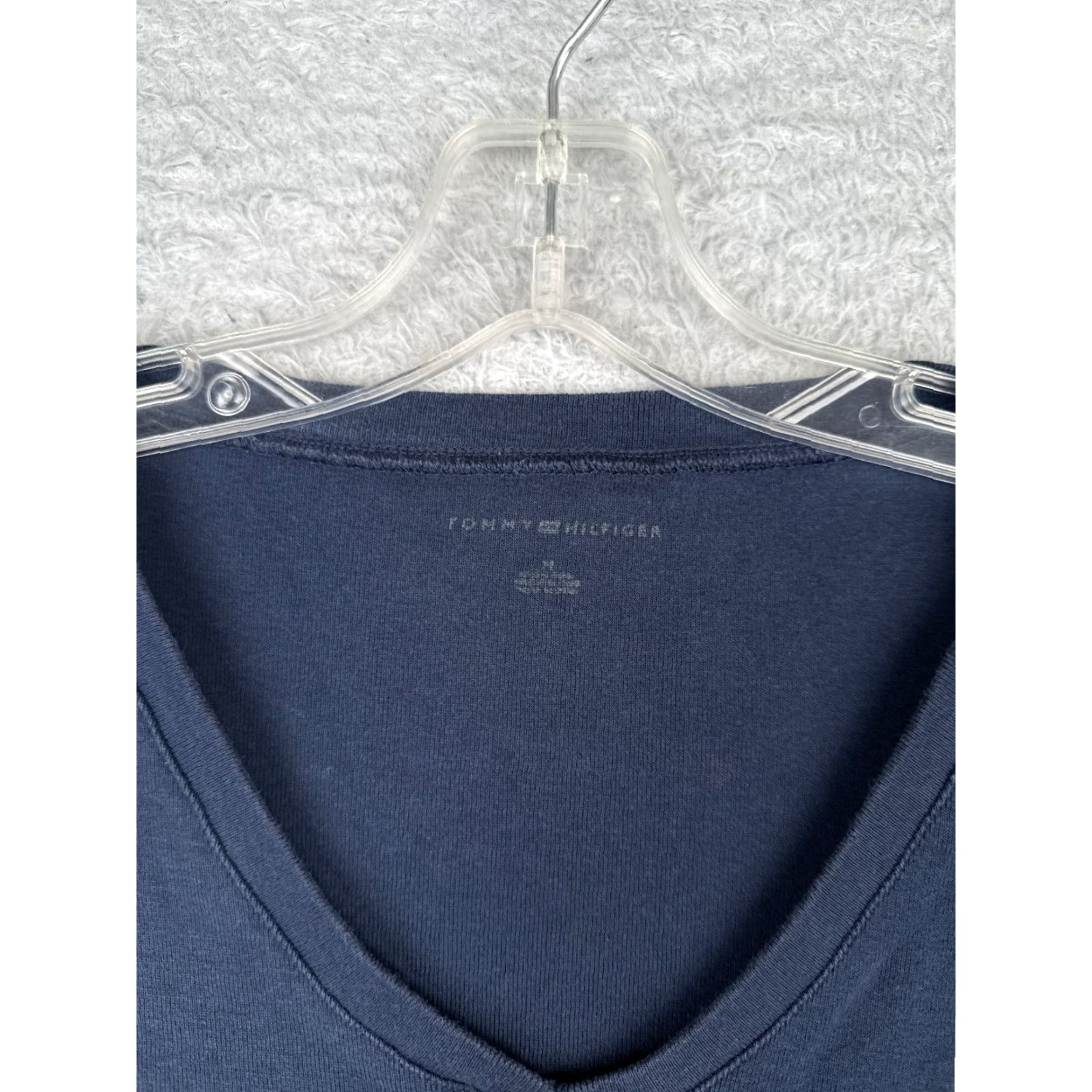 Tommy Hilfiger VINTAGE? No. Tommy Hilfiger Shirt Women Medium Blue V-Neck Short Sleeve 100% Cotton Jersey Size M / US 6-8 / IT 42-44 - 7 Thumbnail