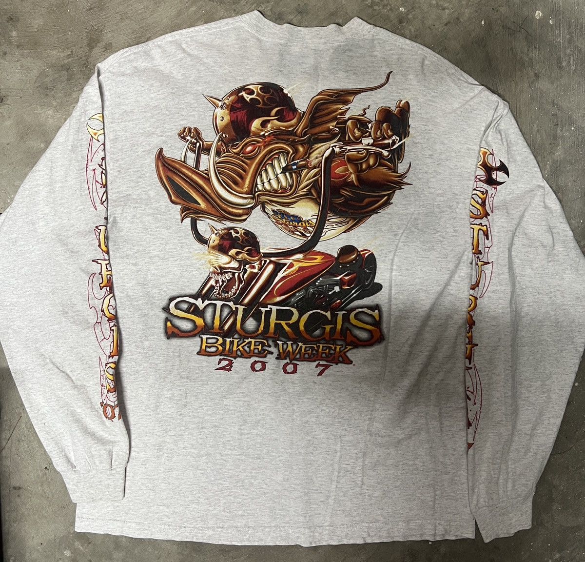 Vintage Vintage Sturgis Rally tee. White Sturgis tee. Long-sleeve Size US XL / EU 56 / 4 - 6 Thumbnail