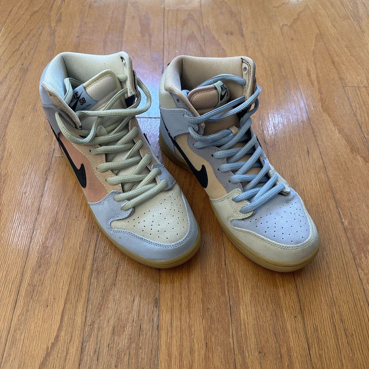 Nike Nike SB "Spectrum" Dunk High Pro Size US 8 / EU 41 - 1 Thumbnail