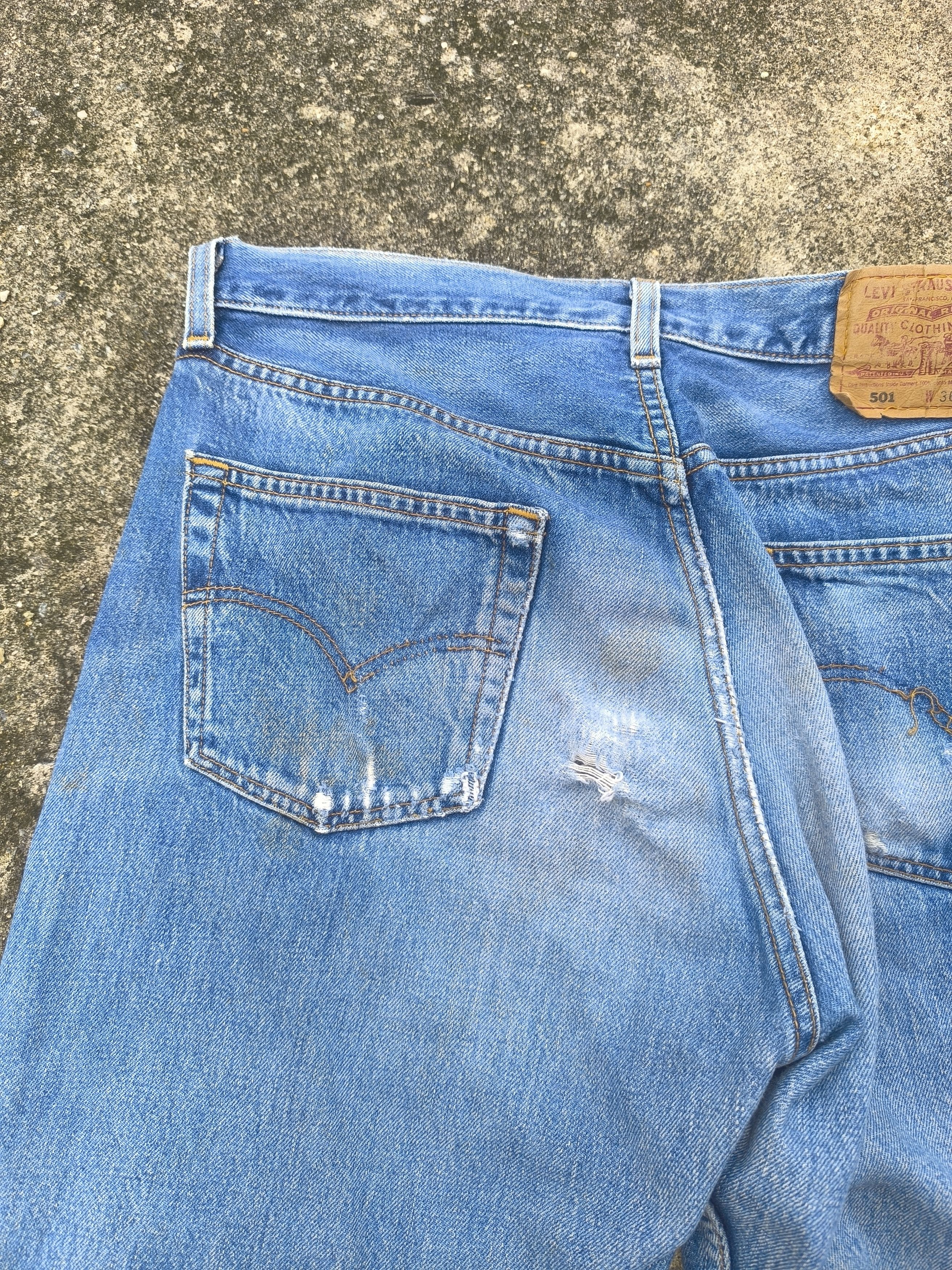 Levi's × Vintage 90s VINTAGE LEVIS 501 made in USA Size US 34 / EU 50 - 16 Thumbnail