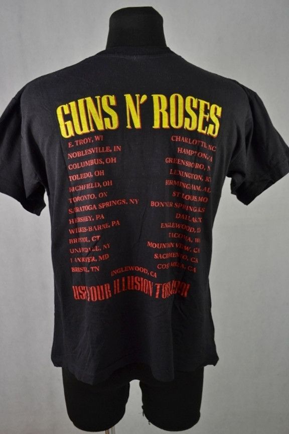 Band Tees Vintage 1991 Guns N' Roses Use Your Illusion t-shirt Size US M / EU 48-50 / 2 - 2 Thumbnail