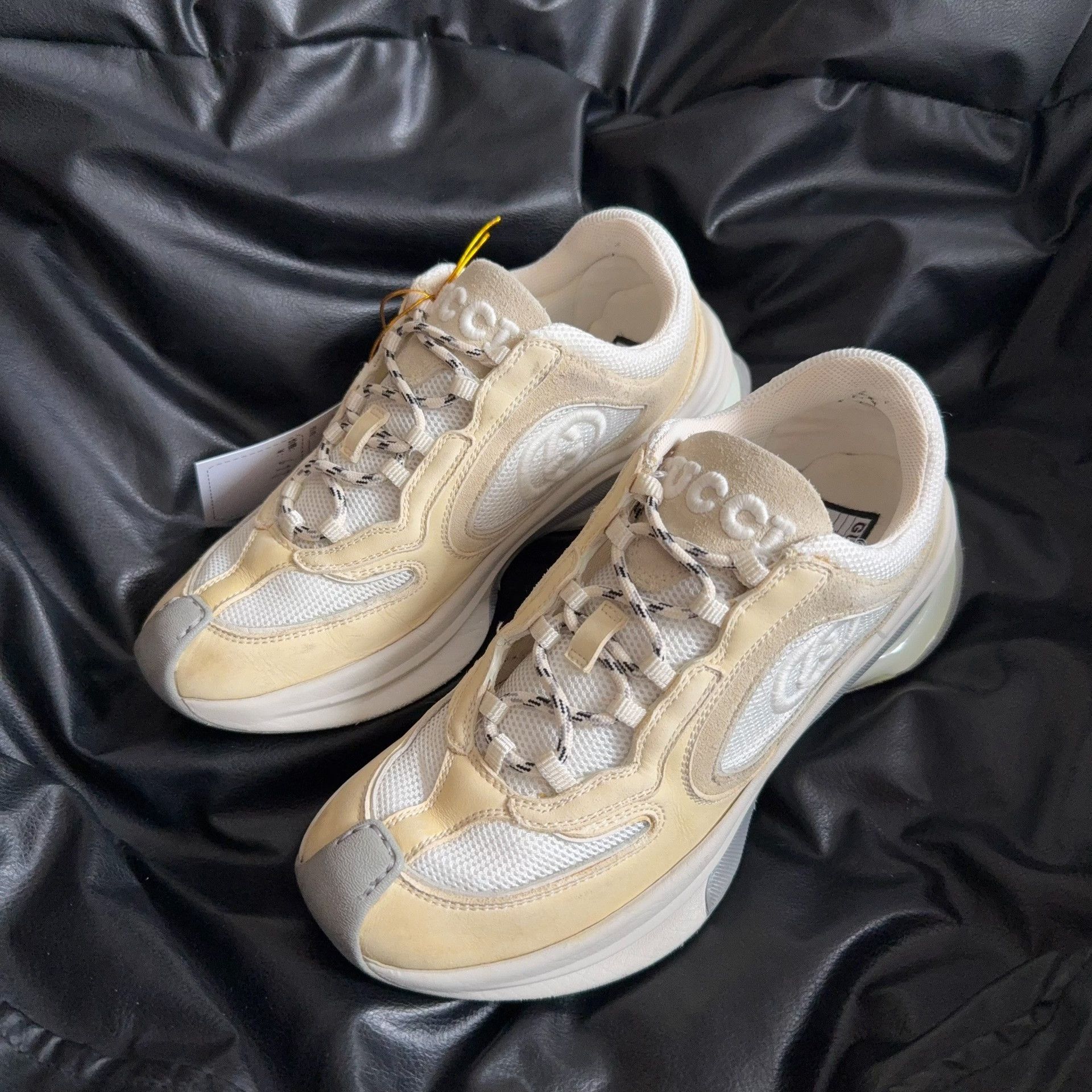 Gucci Gucci Lowtop Sneakers 36.5 Women Size US 6 / IT 36 - 1 Thumbnail