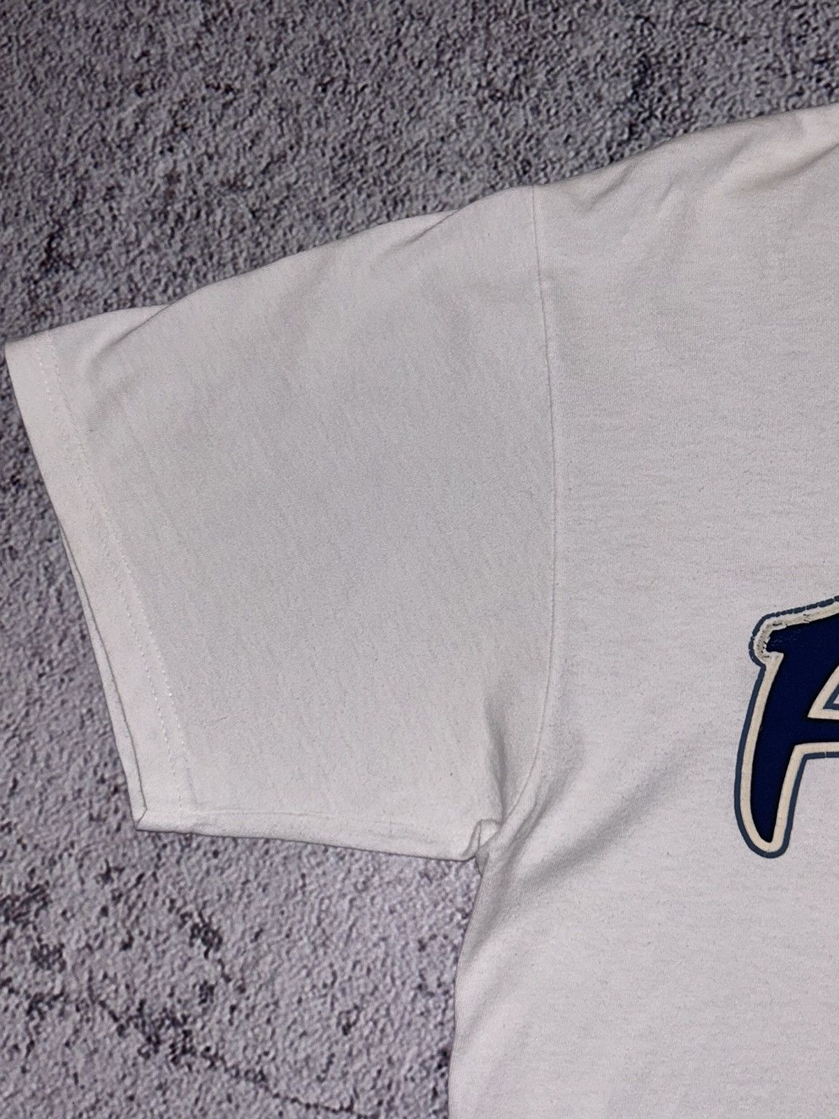 Hanes Hawaii Surf Tee White Smile Hanes Heavyweight Vintage Size US L / EU 52-54 / 3 - 12 Thumbnail