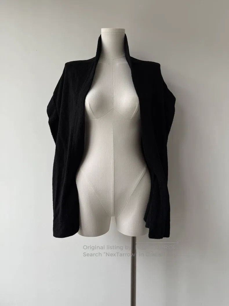 Yohji Yamamoto Yohji Yamamoto 11AW-Show Shaped Sleeveless Cardigan shirt Size XS / US 0-2 / IT 36-38 - 1 Thumbnail