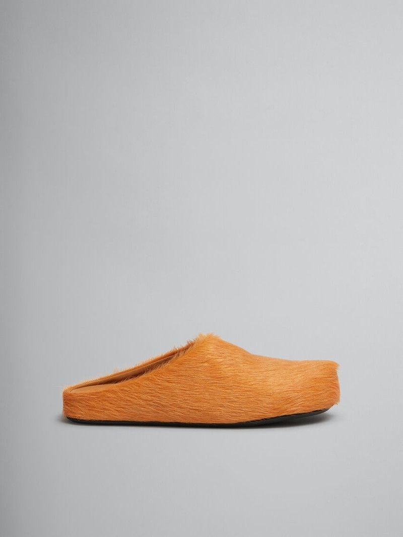 Marni o1f1d3z0526 Long-Haired Calfskin Fussbett Sabot in Pumpkin Size US 10 / EU 43 - 1 Thumbnail