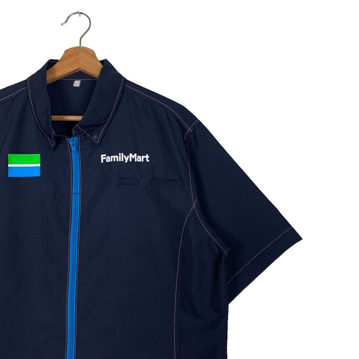 Vintage FAMILY MART Short Sleeve Uniform Jacket #0250-C11 Size US M / EU 48-50 / 2 - 6 Thumbnail