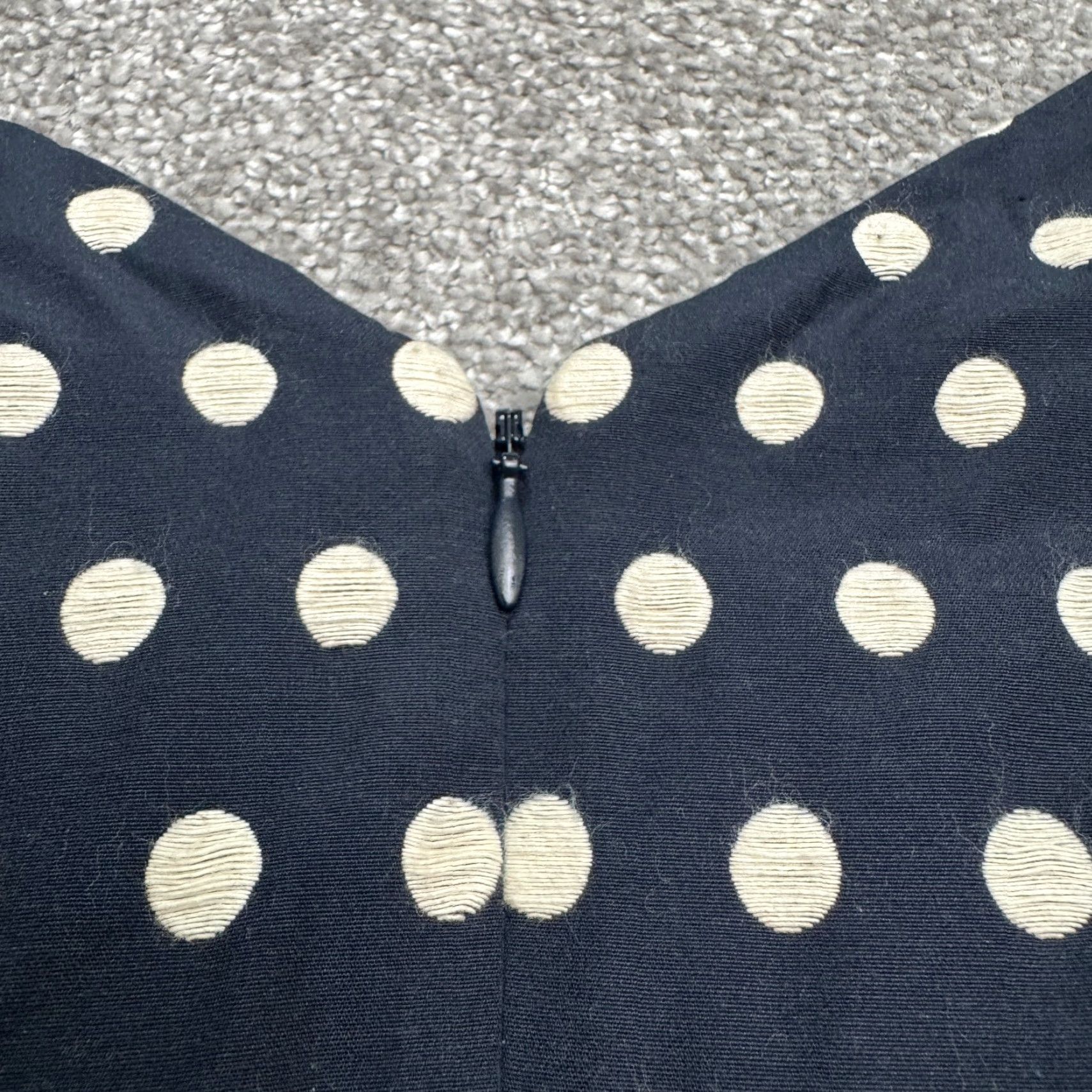 Banana Republic Banana Republic Polka Dot Midi Sheath Dress Women 4 Navy White Cap Sleeve V-Neck Size S / US 4 / IT 40 - 5 Thumbnail