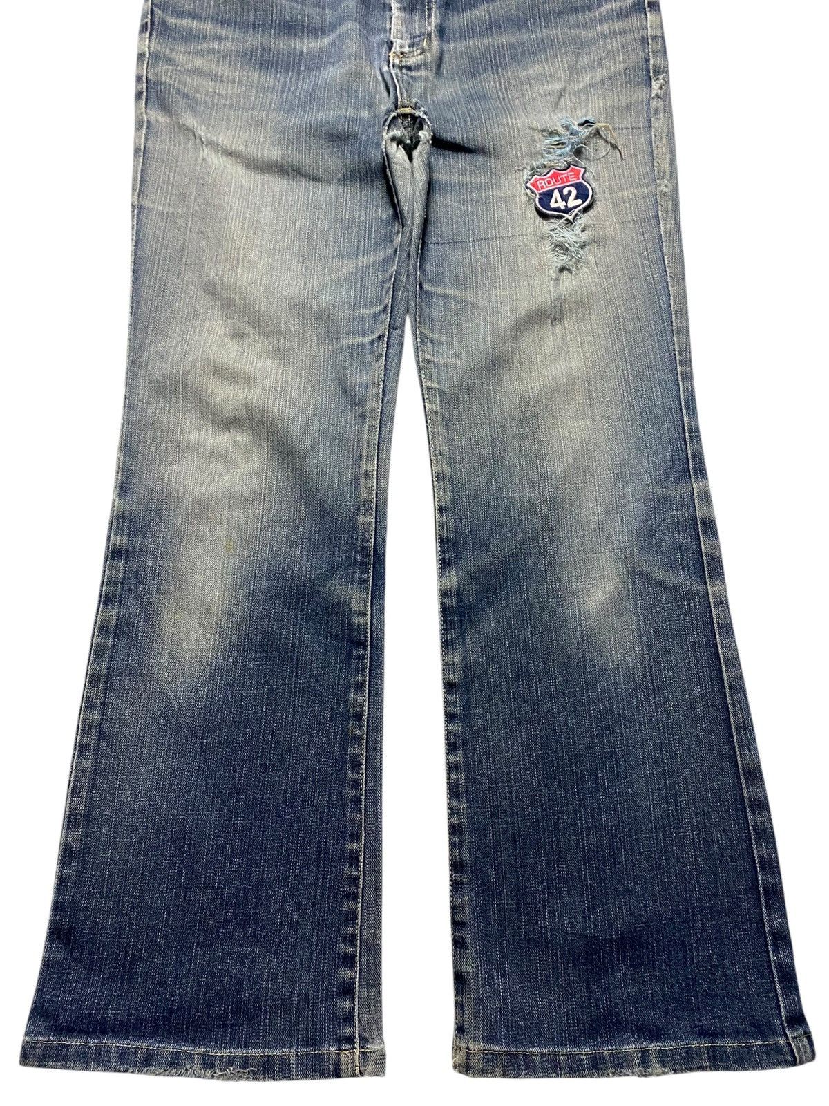 Edwin Vintage Edwin 4002 Distressed Patched Trash Bootcut Jeans Size US 31 - 5 Thumbnail