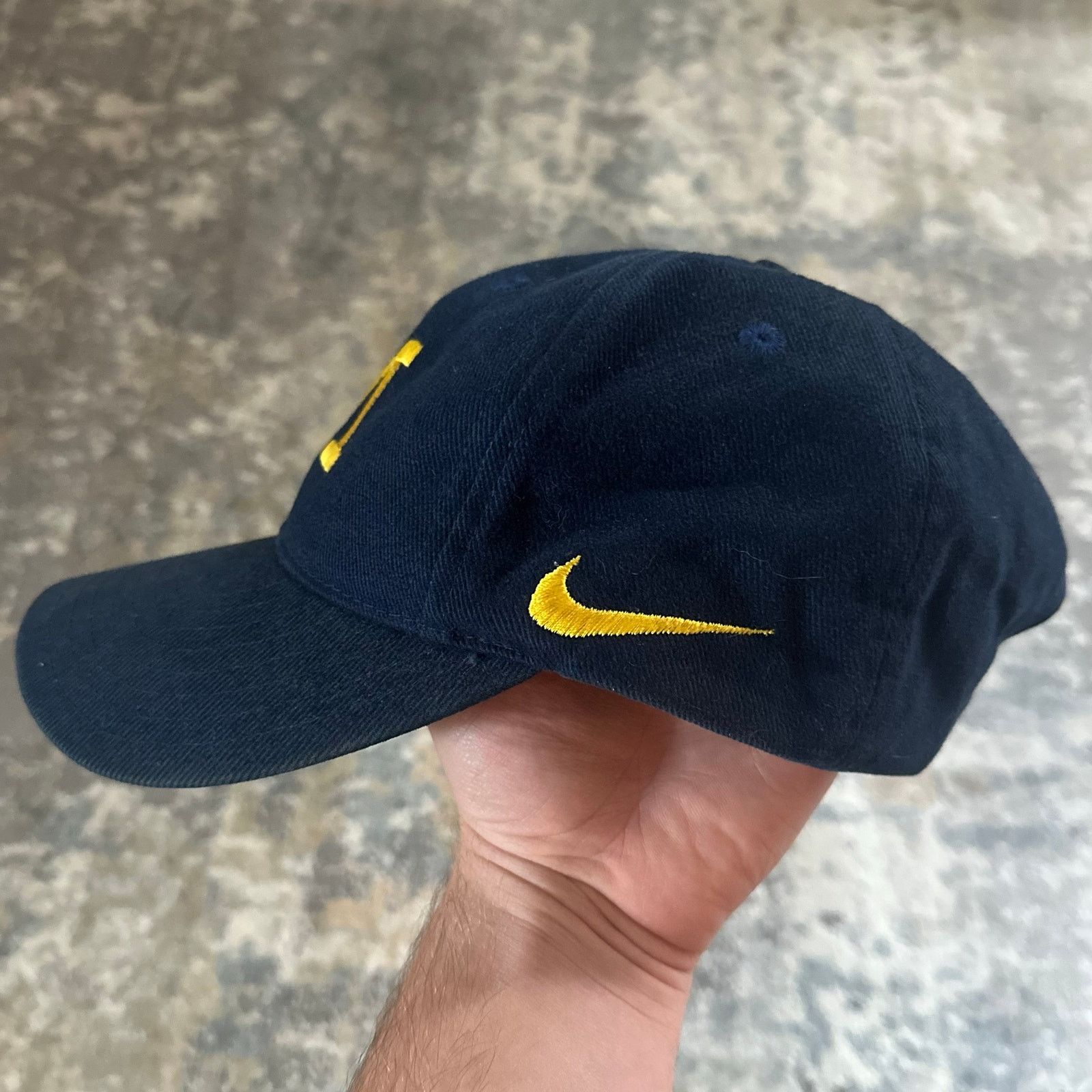 Nike Vintage Nike team sports Michigan university hat Size ONE SIZE - 3 Thumbnail