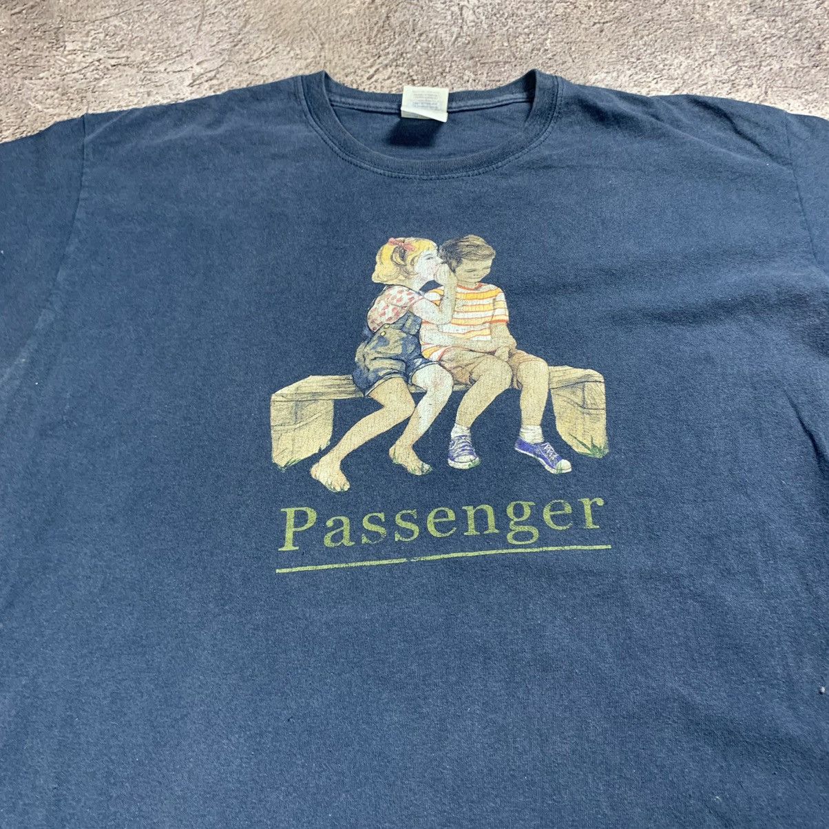 Vintage Vintage 90s Passenger Graphic Tee Sun Faded Streetwear L Size US L / EU 52-54 / 3 - 3 Thumbnail