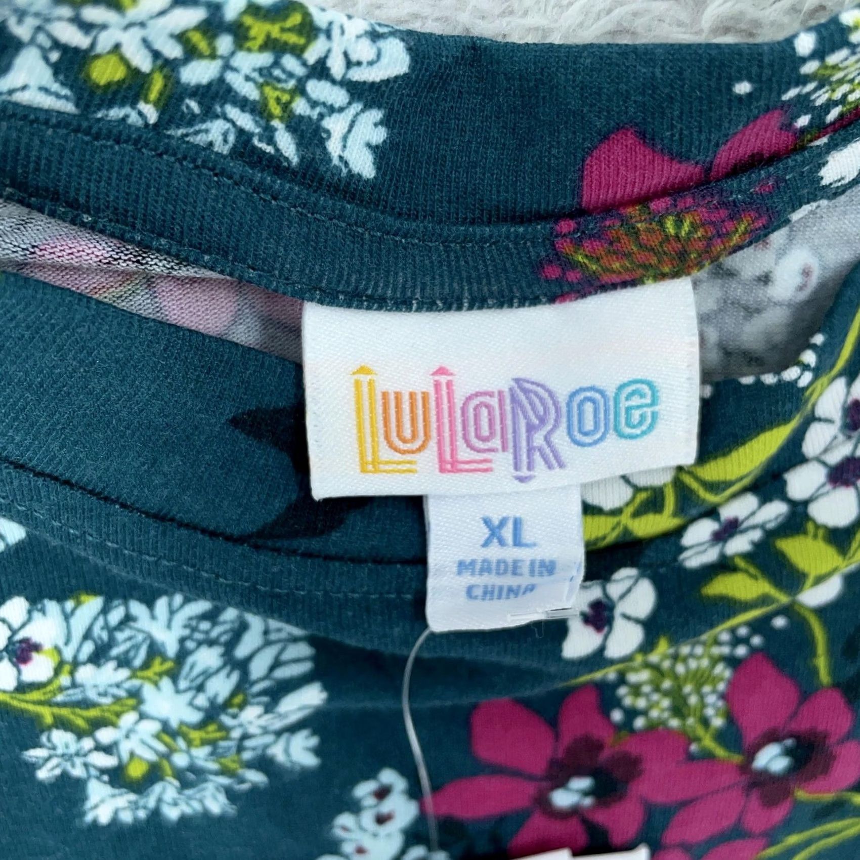 Vintage LuLaRoe Erin Shirt Womens XL Green Floral Long Sleeve Tunic Crew Neck Size XL / US 12-14 / IT 48-50 - 7 Thumbnail