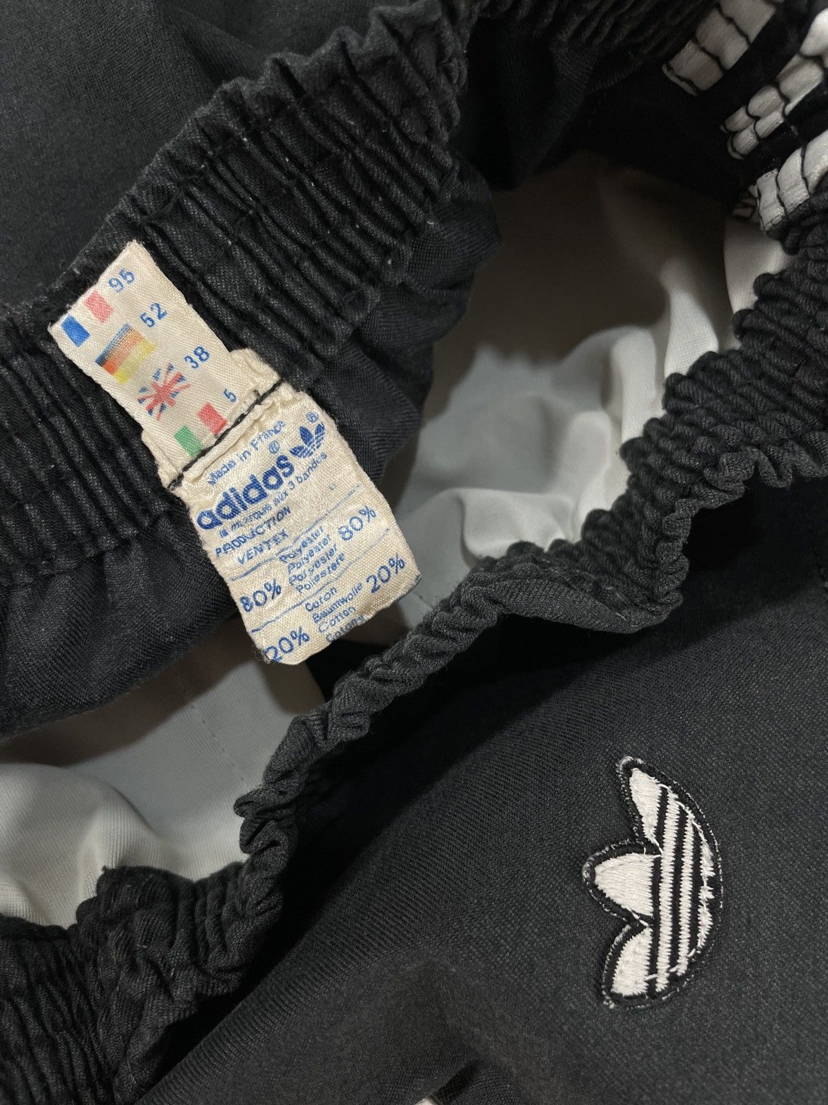 Adidas 70s VENTEX FRANCE Trefoil 3-Stripes Sprinter Running Shorts Size US 32 / EU 48 - 17 Thumbnail
